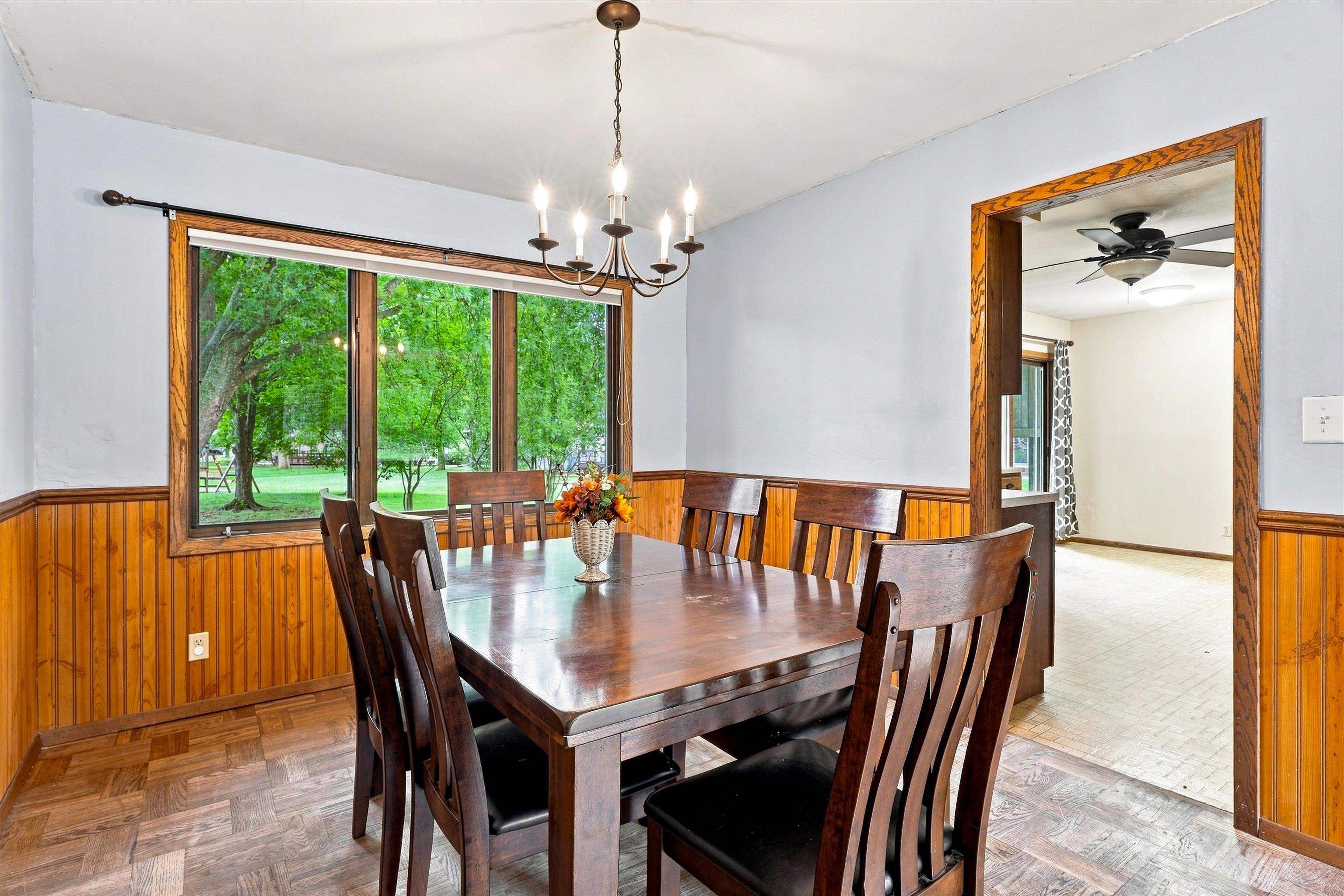 1200 E 21ST STREET, Marshfield, Wisconsin 54449, 3 Bedrooms Bedrooms, ,2 BathroomsBathrooms,Residential,For Sale,1200 E 21ST STREET,22604229