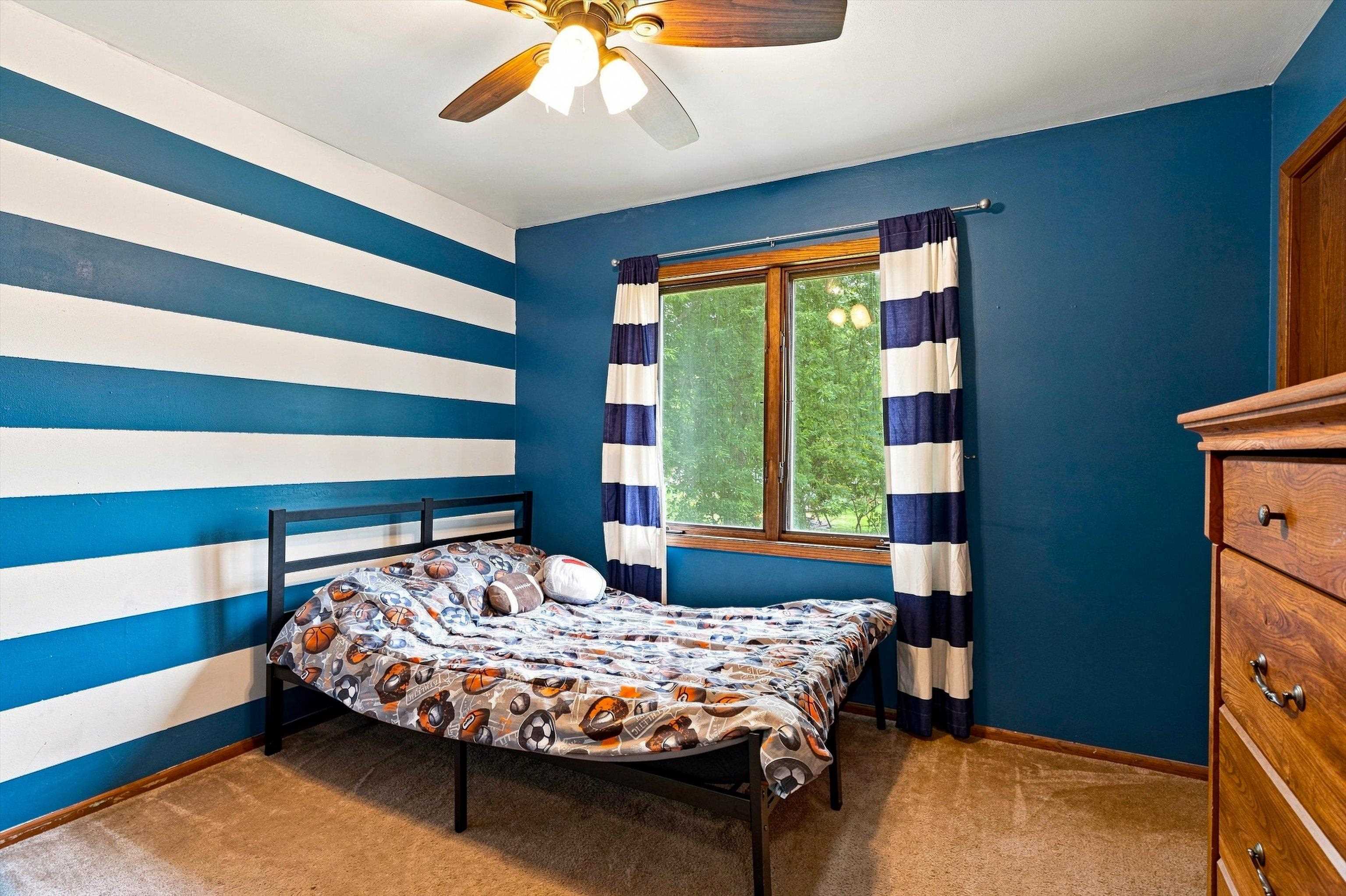 1200 E 21ST STREET, Marshfield, Wisconsin 54449, 3 Bedrooms Bedrooms, ,2 BathroomsBathrooms,Residential,For Sale,1200 E 21ST STREET,22604229