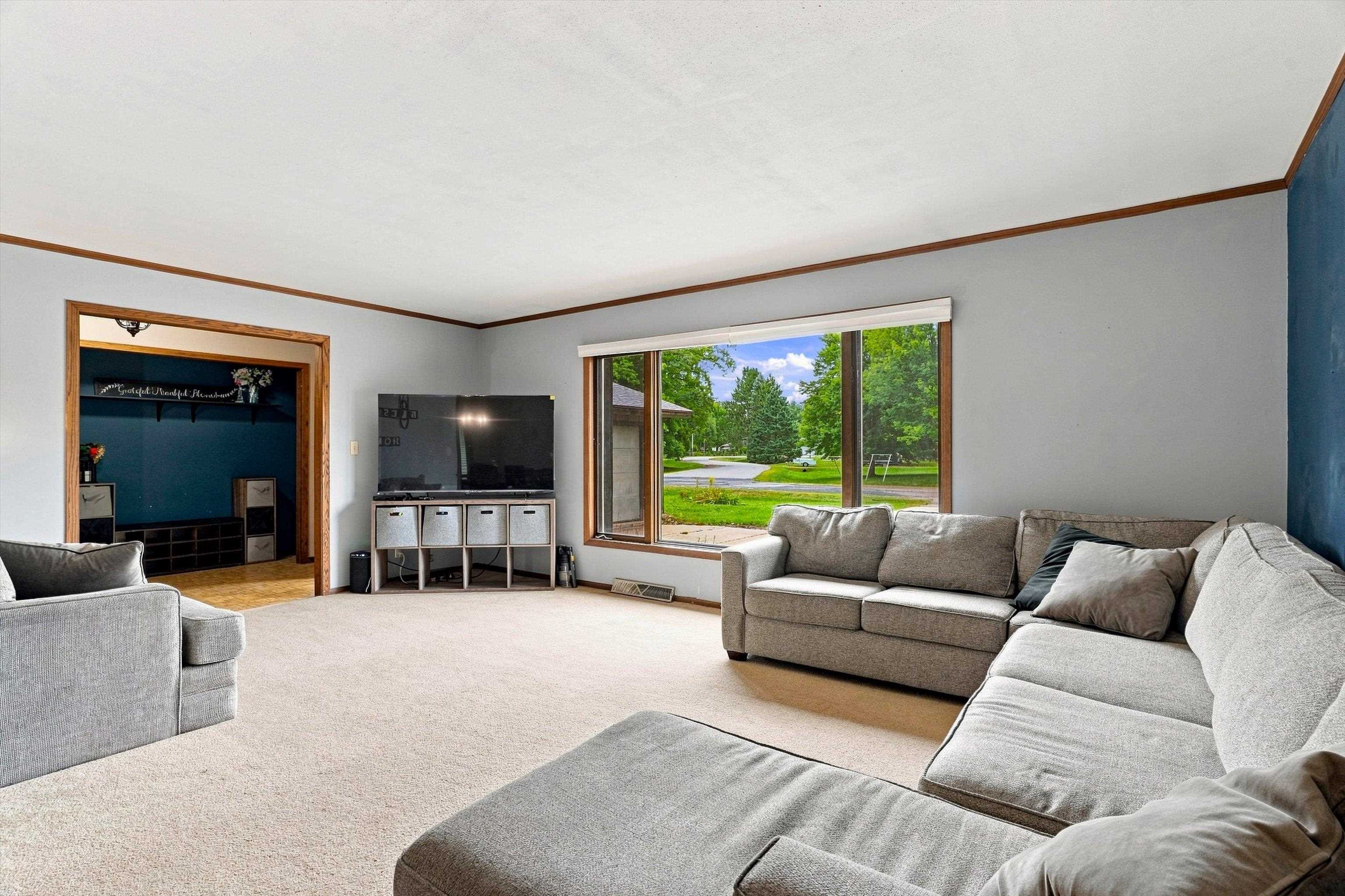 1200 E 21ST STREET, Marshfield, Wisconsin 54449, 3 Bedrooms Bedrooms, ,2 BathroomsBathrooms,Residential,For Sale,1200 E 21ST STREET,22604229