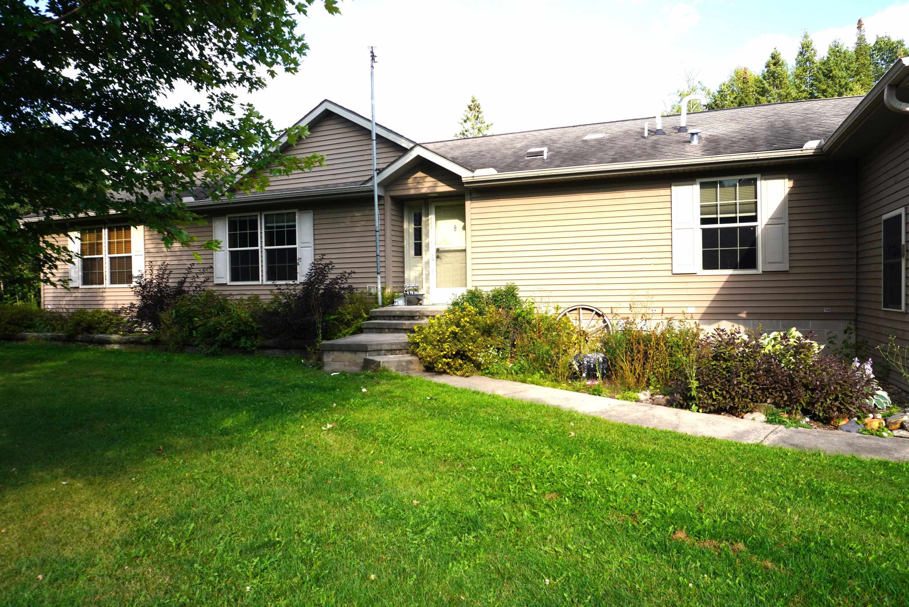 N6199 RANGELINE ROAD, Deerbrook, Wisconsin 54424, 3 Bedrooms Bedrooms, ,2 BathroomsBathrooms,Residential,For Sale,N6199 RANGELINE ROAD,22604236