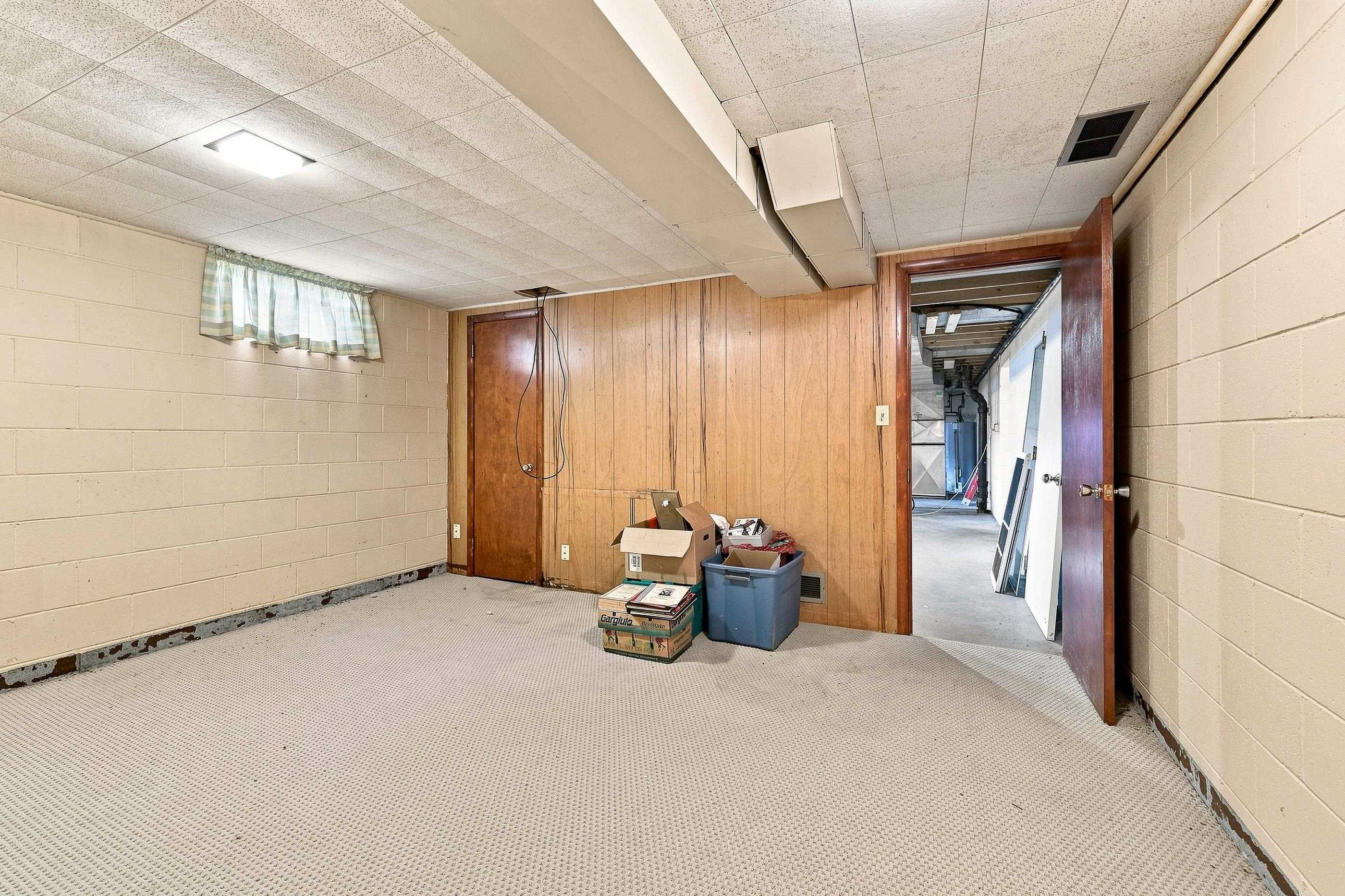 517 SOMMERS STREET, Stevens Point, Wisconsin 54481, 3 Bedrooms Bedrooms, ,1 BathroomBathrooms,Residential,For Sale,517 SOMMERS STREET,22604237