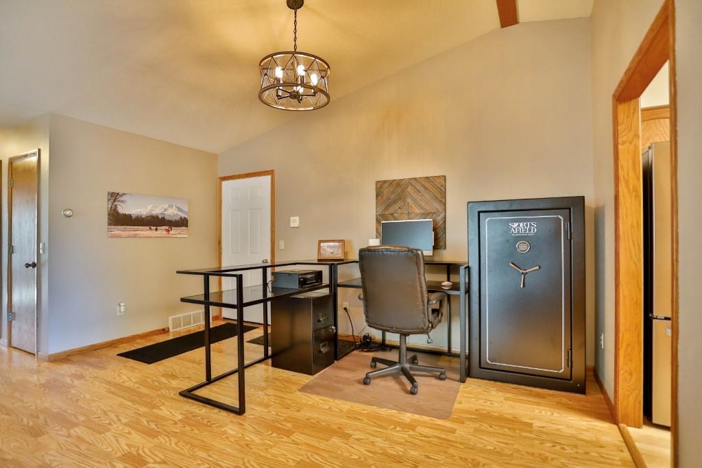 2800 THIELMAN STREET, Merrill, Wisconsin 54452, 2 Bedrooms Bedrooms, ,2 BathroomsBathrooms,Residential,For Sale,2800 THIELMAN STREET,22604238
