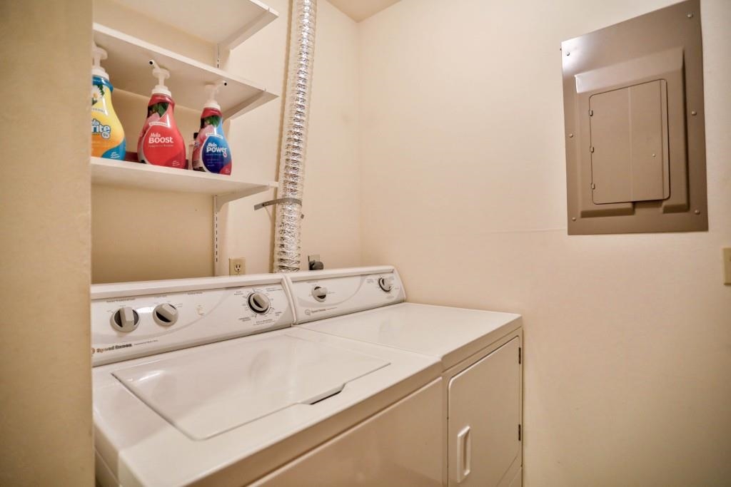 2800 THIELMAN STREET, Merrill, Wisconsin 54452, 2 Bedrooms Bedrooms, ,2 BathroomsBathrooms,Residential,For Sale,2800 THIELMAN STREET,22604238