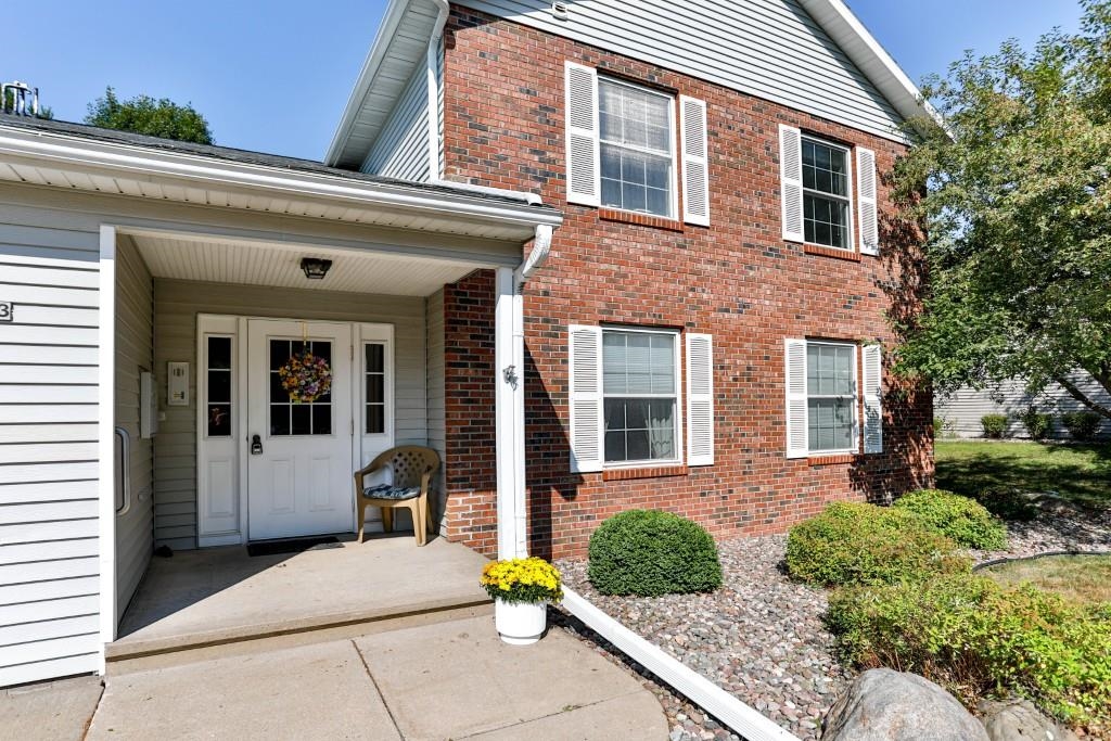 2800 THIELMAN STREET, Merrill, Wisconsin 54452, 2 Bedrooms Bedrooms, ,2 BathroomsBathrooms,Residential,For Sale,2800 THIELMAN STREET,22604238