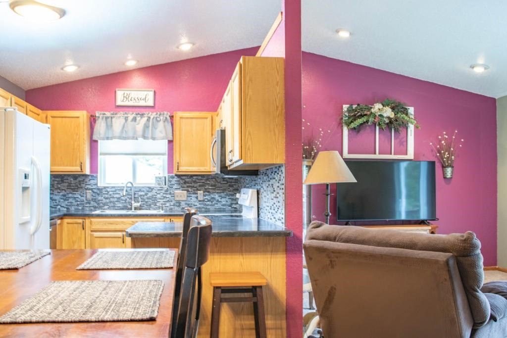 307 E INDUSTRIAL PARK AVENUE, Rothschild, Wisconsin 54474, 3 Bedrooms Bedrooms, ,2 BathroomsBathrooms,Residential,For Sale,307 E INDUSTRIAL PARK AVENUE,22604240