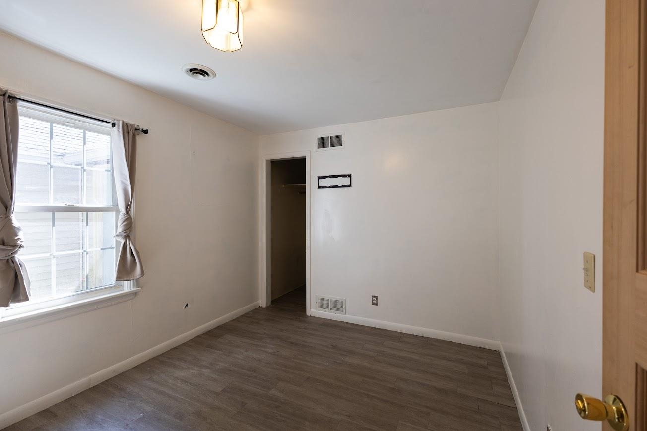 802 AUGUSTA AVENUE, Wausau, Wisconsin 54403, 3 Bedrooms Bedrooms, ,1 BathroomBathrooms,Residential,For Sale,802 AUGUSTA AVENUE,22604241