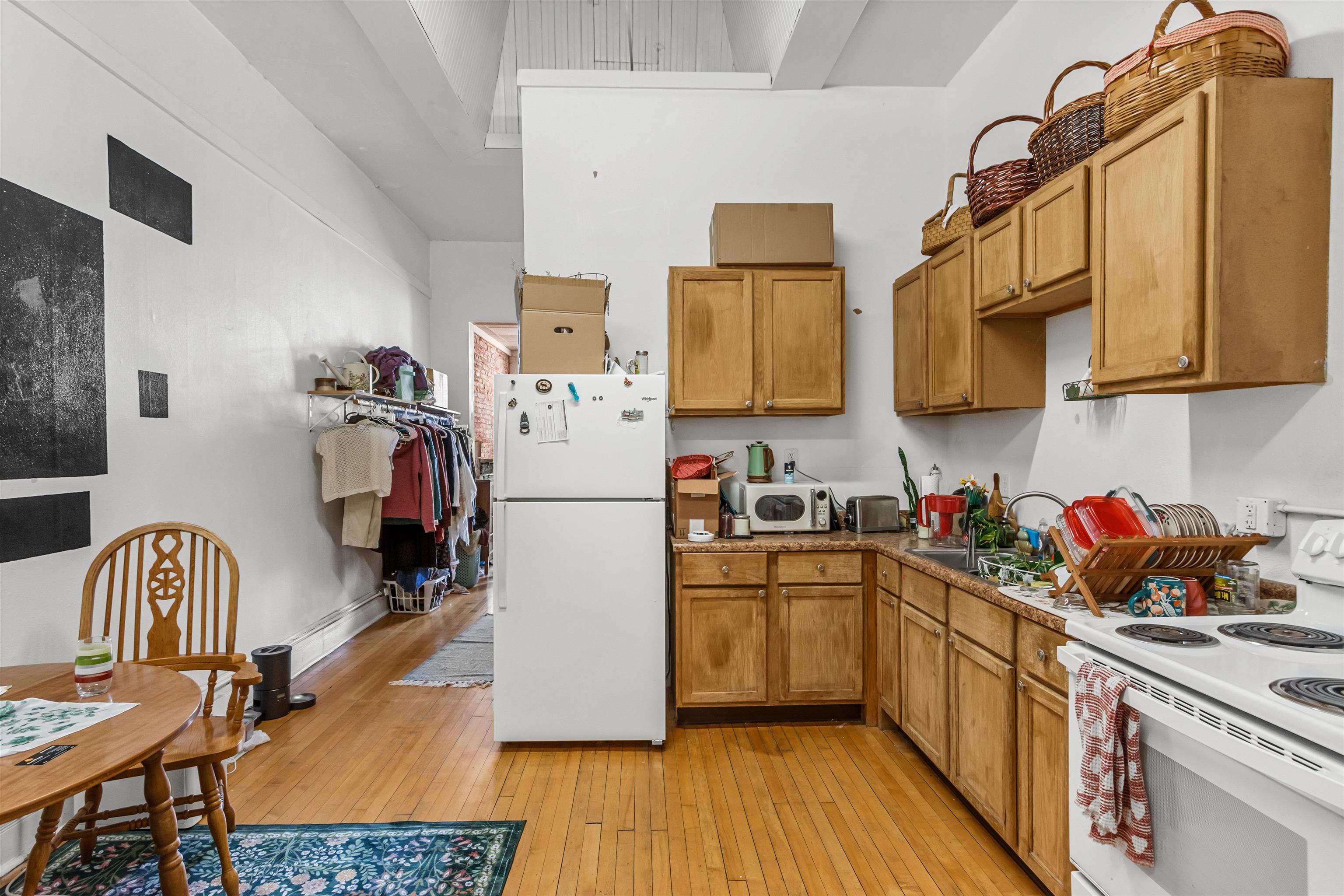 927 - 929 - 933 MAIN STREET, Stevens Point, Wisconsin 54481, 3 Bedrooms Bedrooms, 6 Rooms Rooms,1 BathroomBathrooms,Multi-family,For Sale,927 - 929 - 933 MAIN STREET,22604243