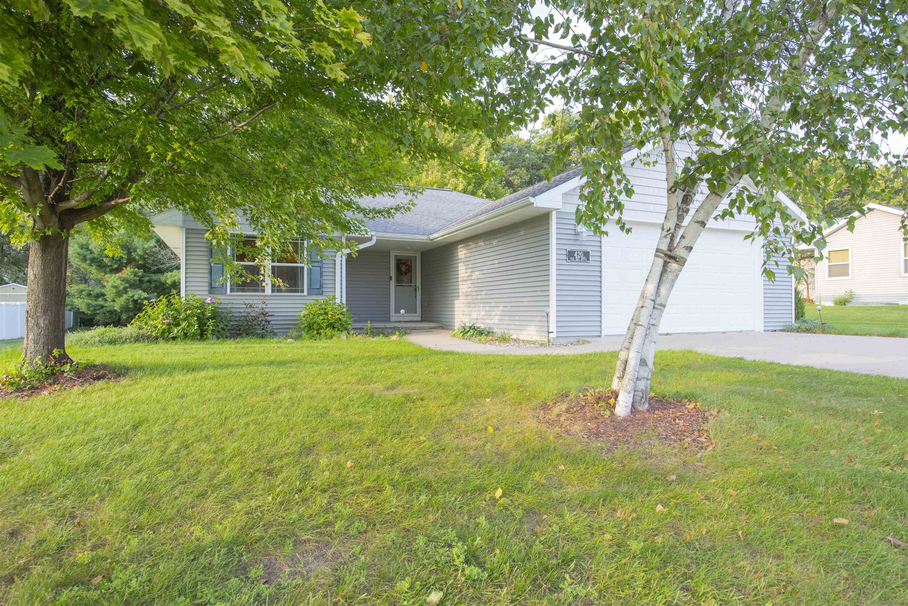 420 RED TAIL DRIVE, Amherst, Wisconsin 54406, 5 Bedrooms Bedrooms, ,3 BathroomsBathrooms,Residential,For Sale,420 RED TAIL DRIVE,22604247