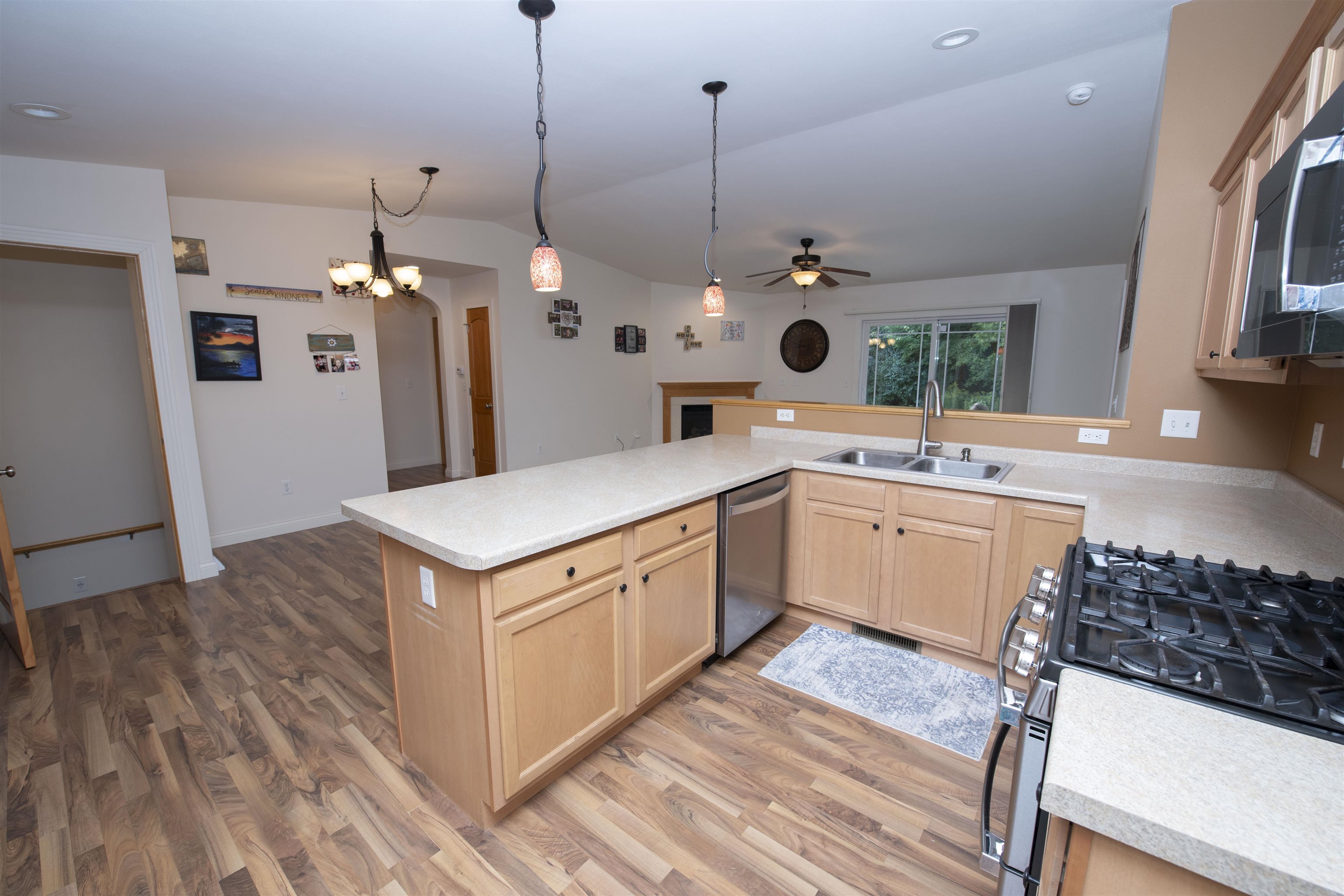 420 RED TAIL DRIVE, Amherst, Wisconsin 54406, 5 Bedrooms Bedrooms, ,3 BathroomsBathrooms,Residential,For Sale,420 RED TAIL DRIVE,22604247