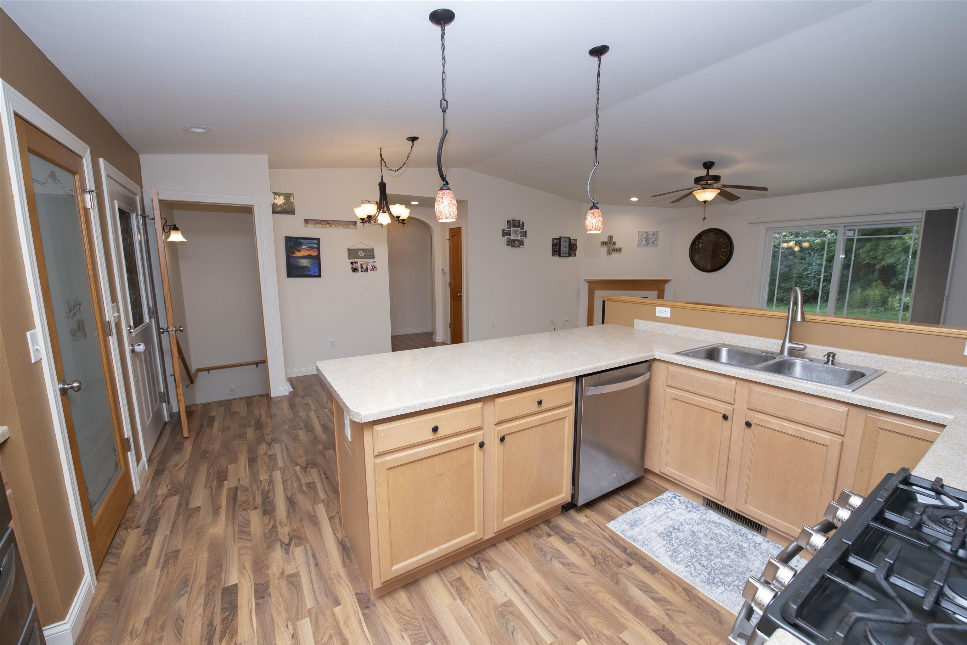 420 RED TAIL DRIVE, Amherst, Wisconsin 54406, 5 Bedrooms Bedrooms, ,3 BathroomsBathrooms,Residential,For Sale,420 RED TAIL DRIVE,22604247