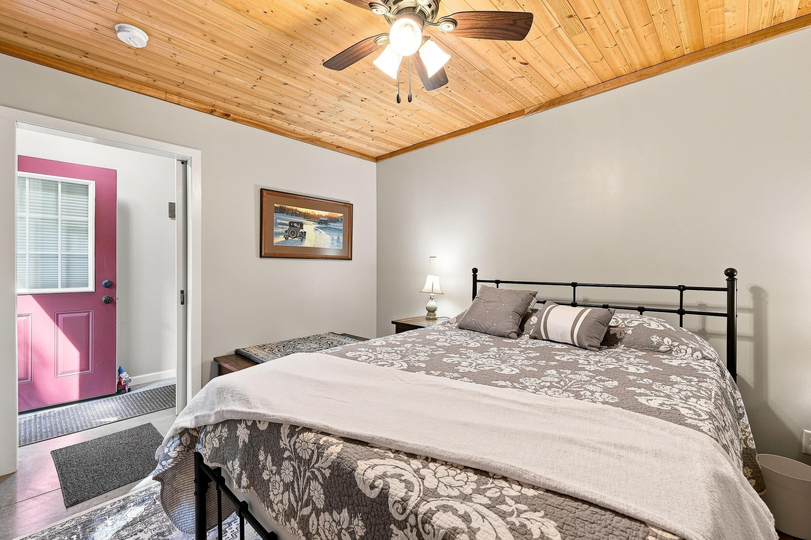 911 TAYLOR ROAD, Amherst Junction, Wisconsin 54407, 2 Bedrooms Bedrooms, ,2 BathroomsBathrooms,Residential,For Sale,911 TAYLOR ROAD,22604252