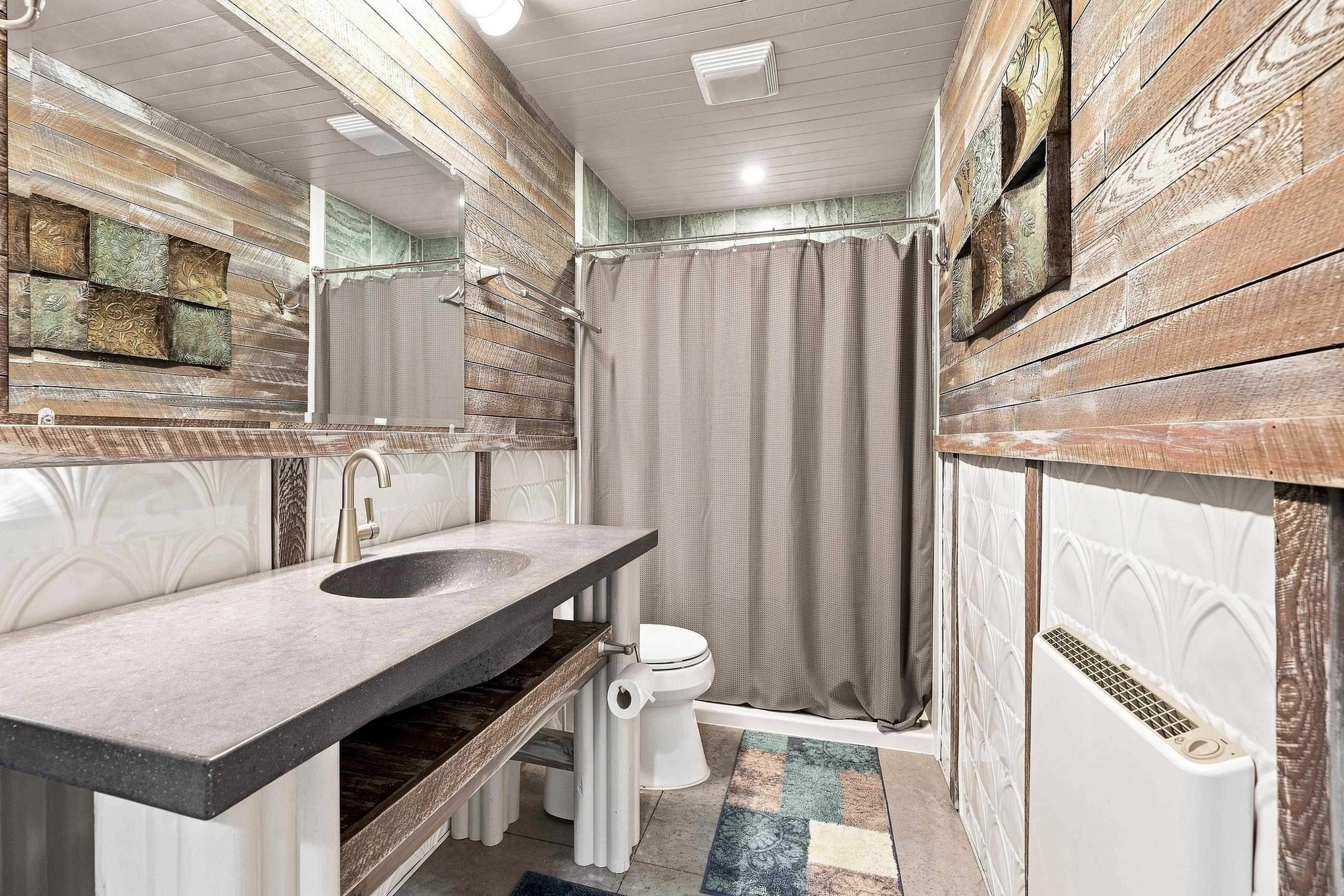 911 TAYLOR ROAD, Amherst Junction, Wisconsin 54407, 2 Bedrooms Bedrooms, ,2 BathroomsBathrooms,Residential,For Sale,911 TAYLOR ROAD,22604252