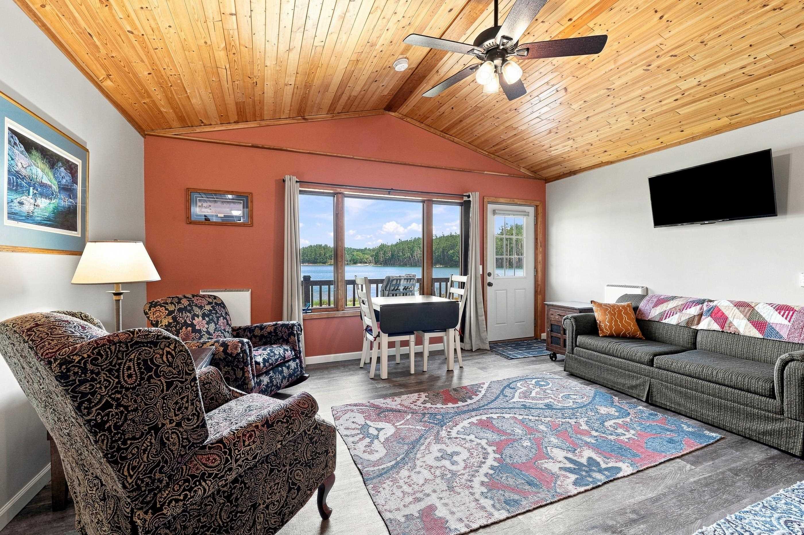 911 TAYLOR ROAD, Amherst Junction, Wisconsin 54407, 2 Bedrooms Bedrooms, ,2 BathroomsBathrooms,Residential,For Sale,911 TAYLOR ROAD,22604252