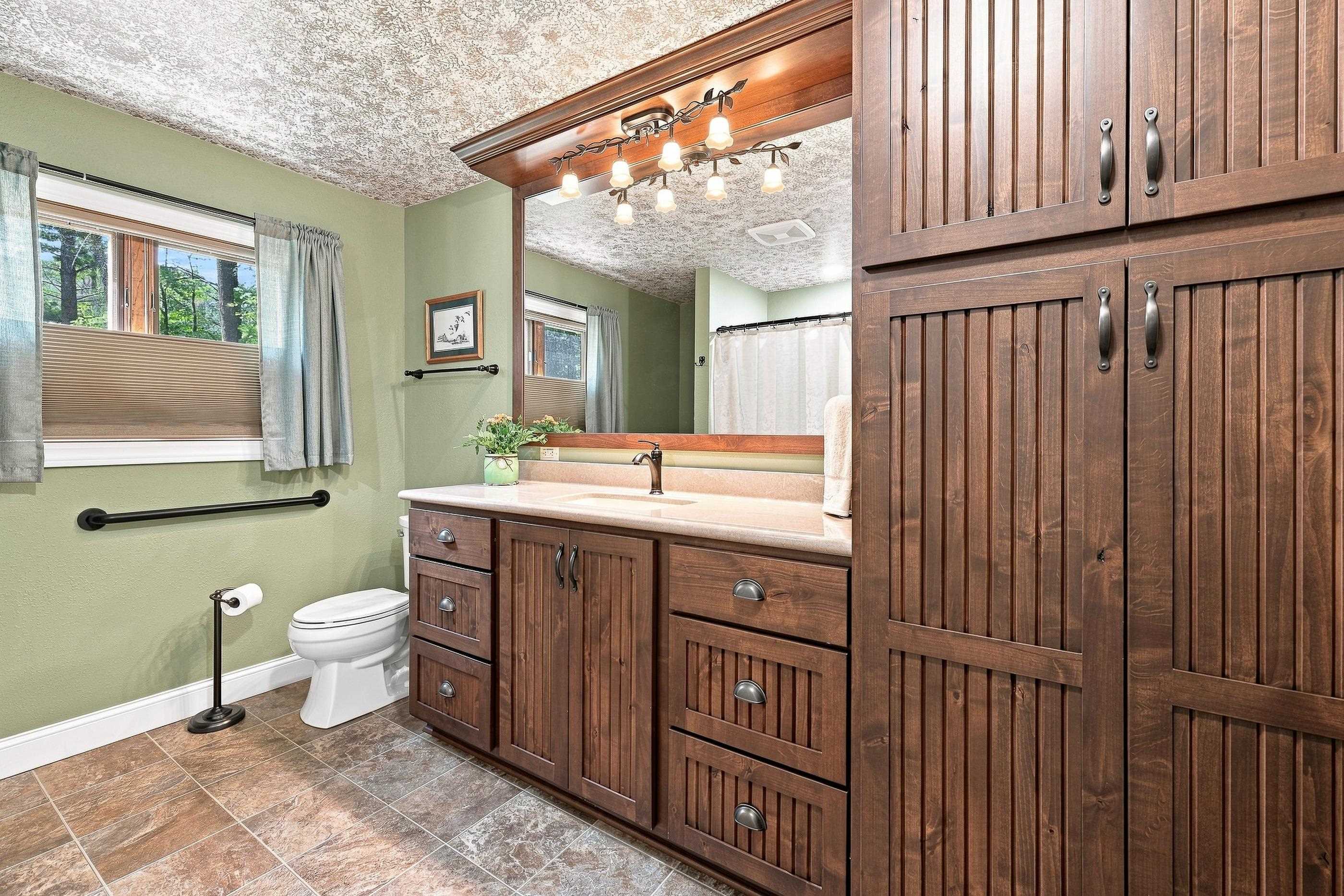 911 TAYLOR ROAD, Amherst Junction, Wisconsin 54407, 2 Bedrooms Bedrooms, ,2 BathroomsBathrooms,Residential,For Sale,911 TAYLOR ROAD,22604252