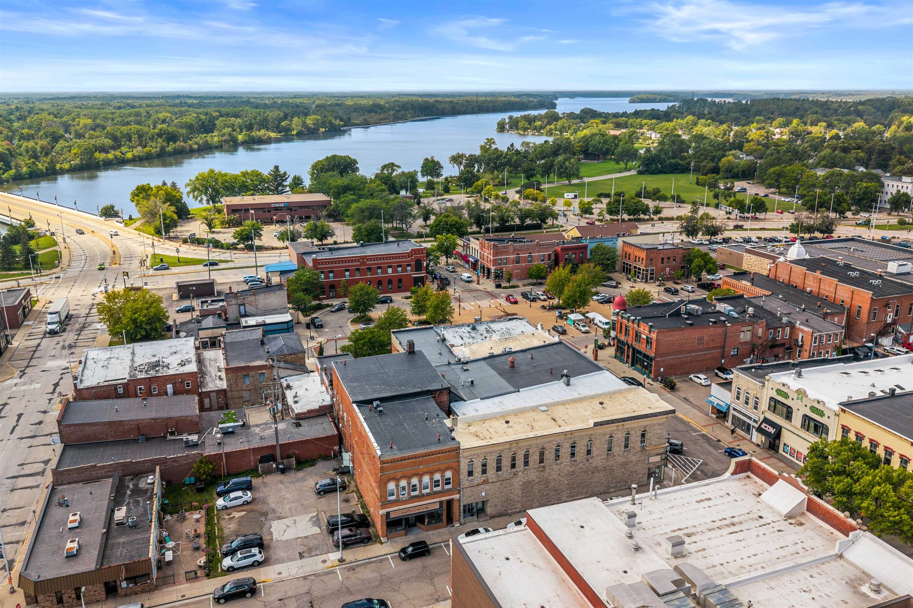 927 - 929- 933 MAIN STREET, Stevens Point, Wisconsin 54481, ,Commercial/industrial,For Sale,927 - 929- 933 MAIN STREET,22604254