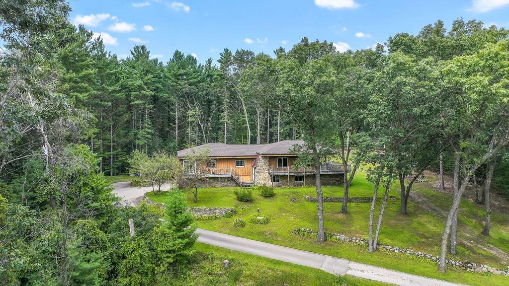 N2175 GREENWOOD ROAD, New London, Wisconsin 54961, 4 Bedrooms Bedrooms, ,3 BathroomsBathrooms,Residential,For Sale,N2175 GREENWOOD ROAD,22604255