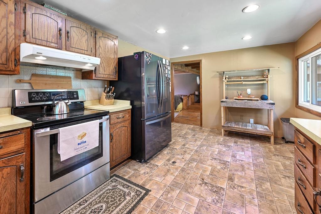 N2175 GREENWOOD ROAD, New London, Wisconsin 54961, 4 Bedrooms Bedrooms, ,3 BathroomsBathrooms,Residential,For Sale,N2175 GREENWOOD ROAD,22604255