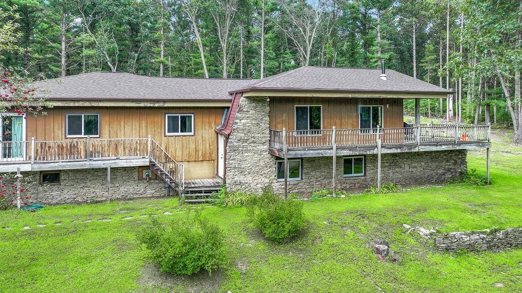 N2175 GREENWOOD ROAD, New London, Wisconsin 54961, 4 Bedrooms Bedrooms, ,3 BathroomsBathrooms,Residential,For Sale,N2175 GREENWOOD ROAD,22604255