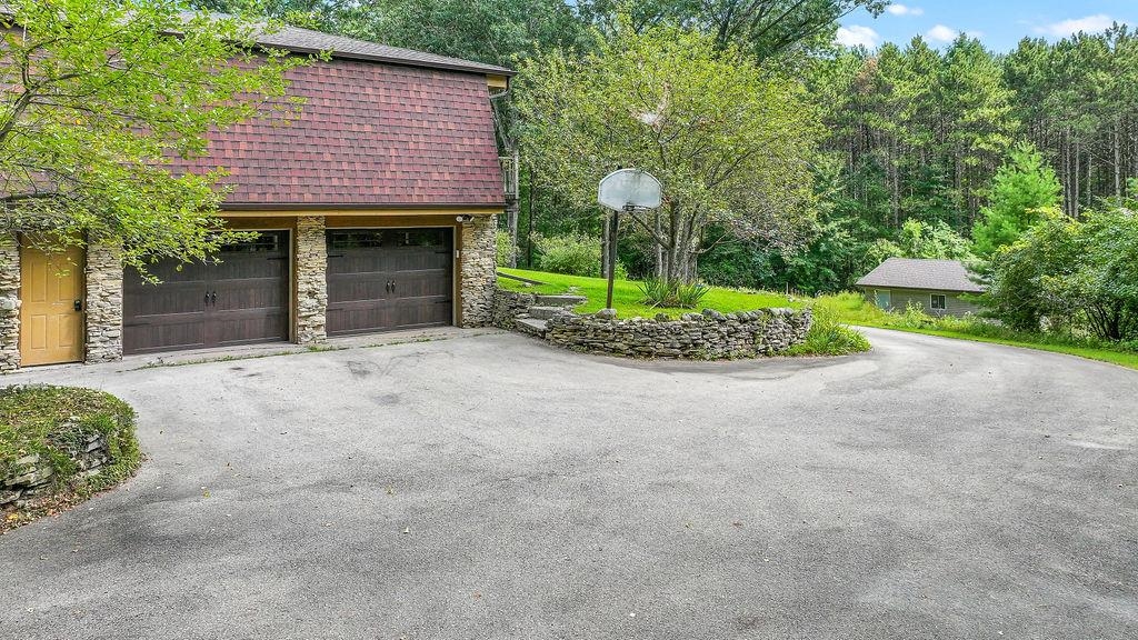 N2175 GREENWOOD ROAD, New London, Wisconsin 54961, 4 Bedrooms Bedrooms, ,3 BathroomsBathrooms,Residential,For Sale,N2175 GREENWOOD ROAD,22604255
