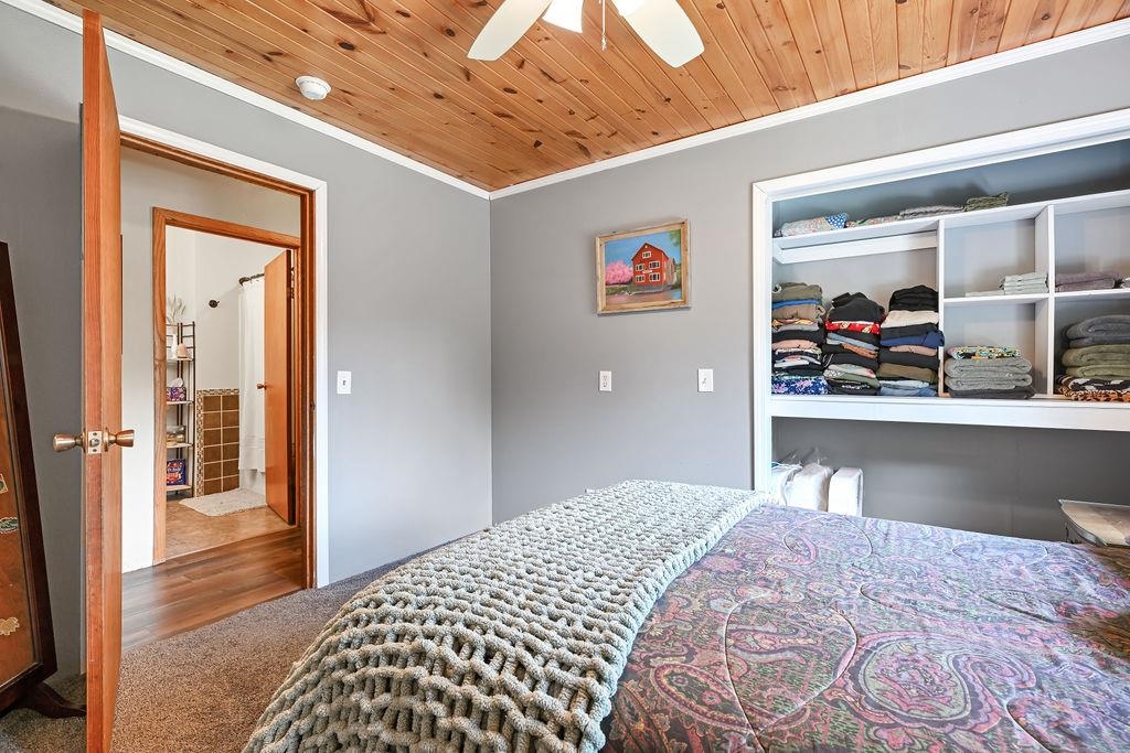 N2175 GREENWOOD ROAD, New London, Wisconsin 54961, 4 Bedrooms Bedrooms, ,3 BathroomsBathrooms,Residential,For Sale,N2175 GREENWOOD ROAD,22604255
