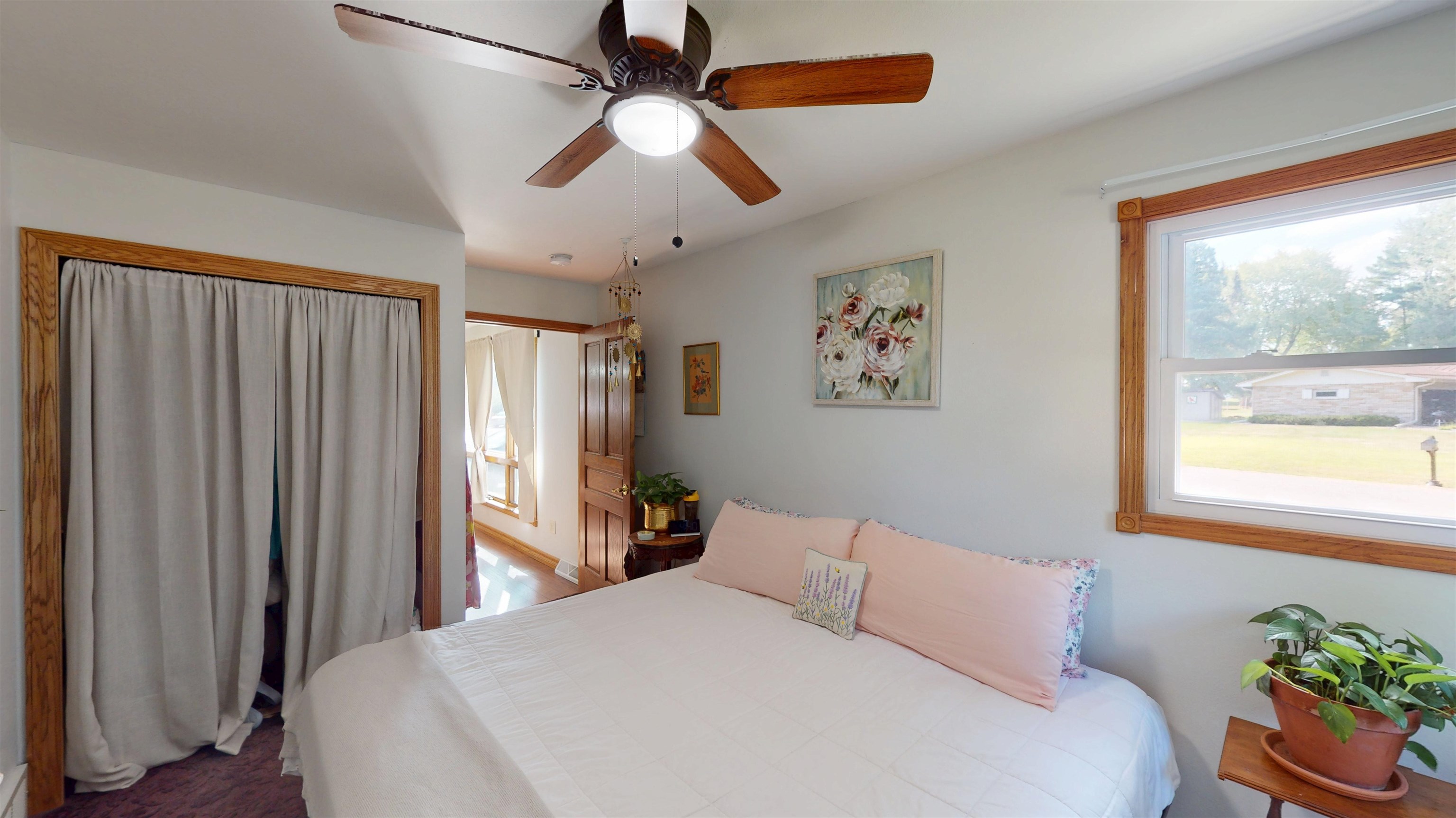 2201 S WALLONNIE DRIVE, Marshfield, Wisconsin 54449, 2 Bedrooms Bedrooms, ,2 BathroomsBathrooms,Residential,For Sale,2201 S WALLONNIE DRIVE,22604262