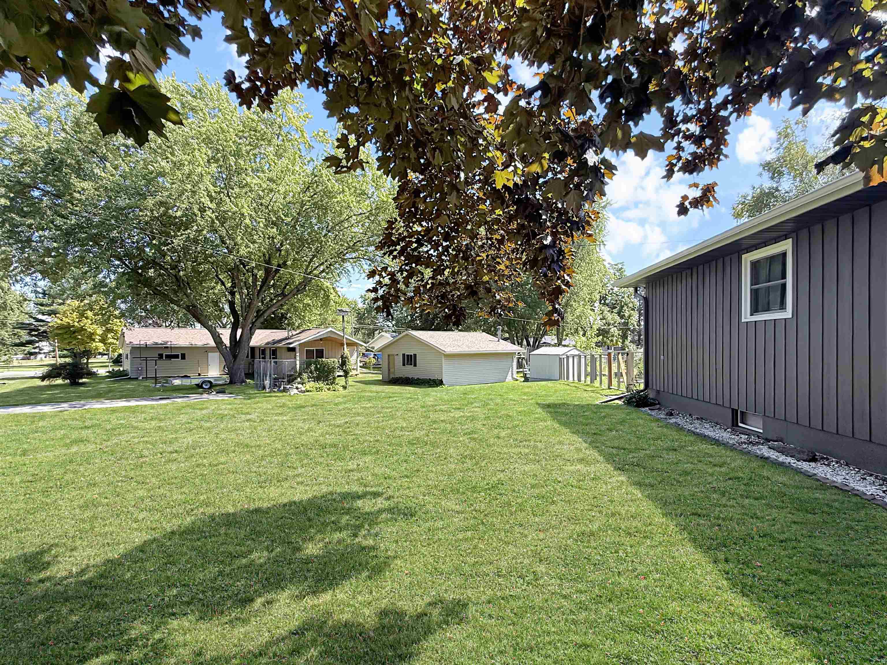 2201 S WALLONNIE DRIVE, Marshfield, Wisconsin 54449, 2 Bedrooms Bedrooms, ,2 BathroomsBathrooms,Residential,For Sale,2201 S WALLONNIE DRIVE,22604262