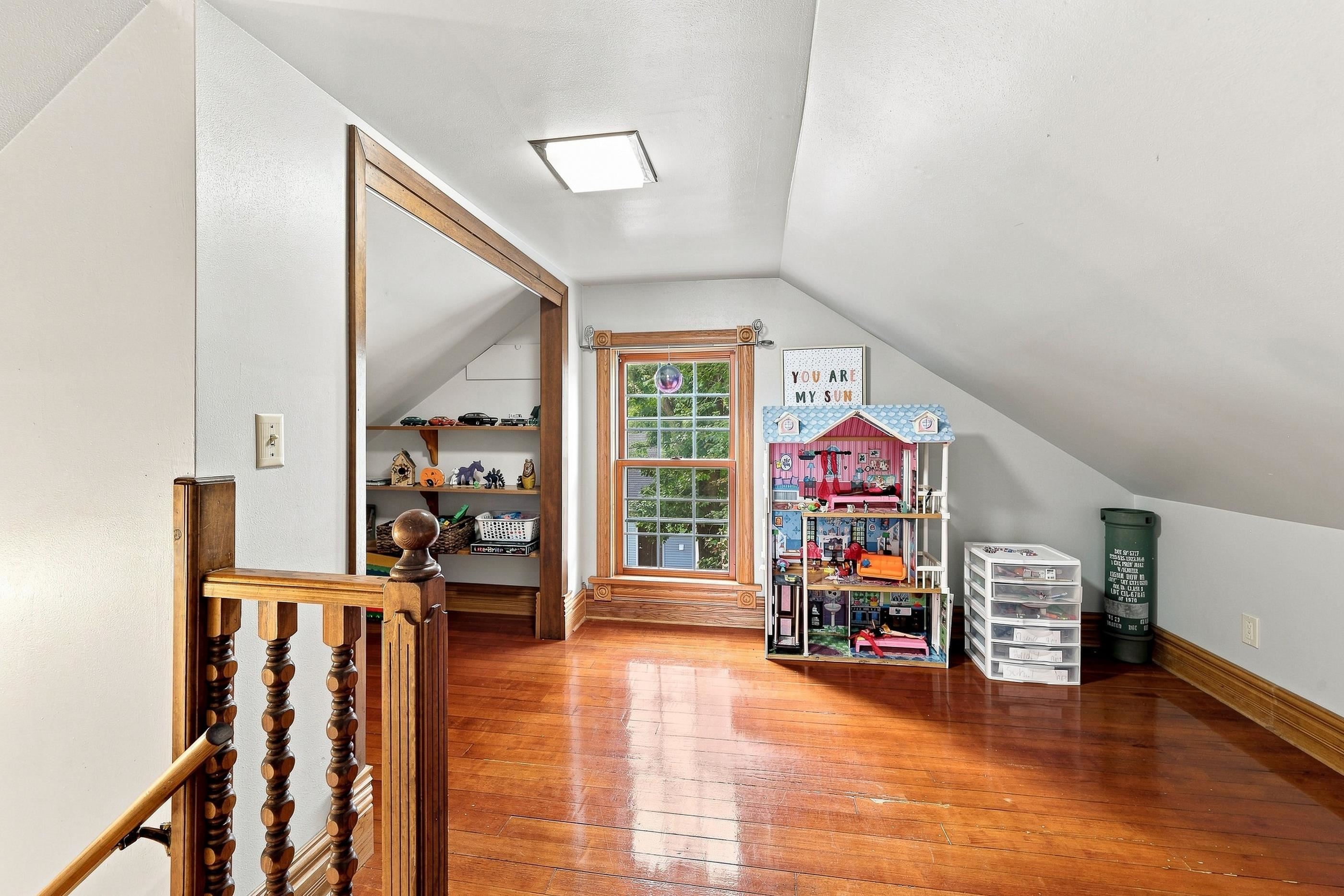 501 WASHINGTON AVENUE, Stevens Point, Wisconsin 54481, 3 Bedrooms Bedrooms, ,2 BathroomsBathrooms,Residential,For Sale,501 WASHINGTON AVENUE,22604263