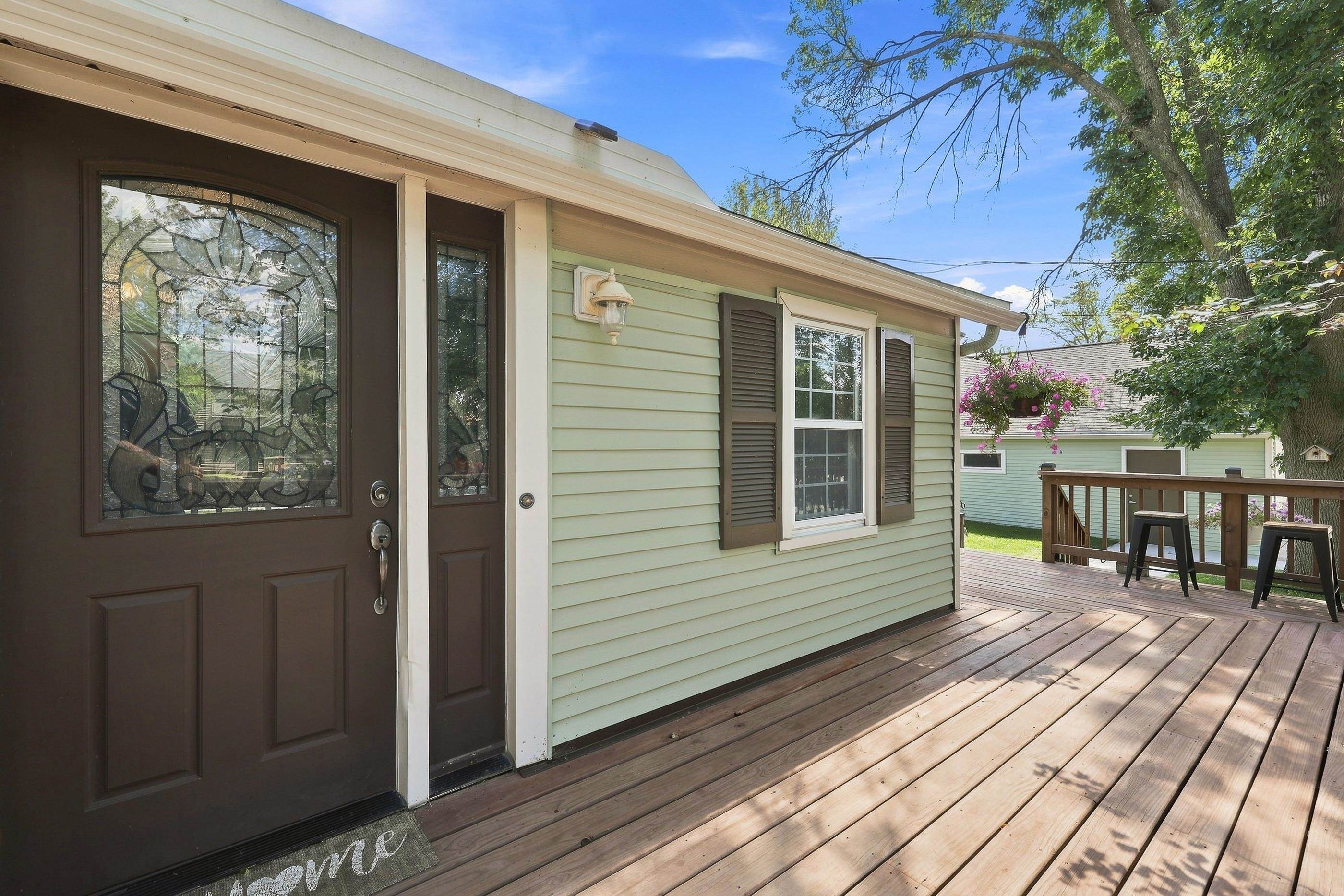 501 WASHINGTON AVENUE, Stevens Point, Wisconsin 54481, 3 Bedrooms Bedrooms, ,2 BathroomsBathrooms,Residential,For Sale,501 WASHINGTON AVENUE,22604263