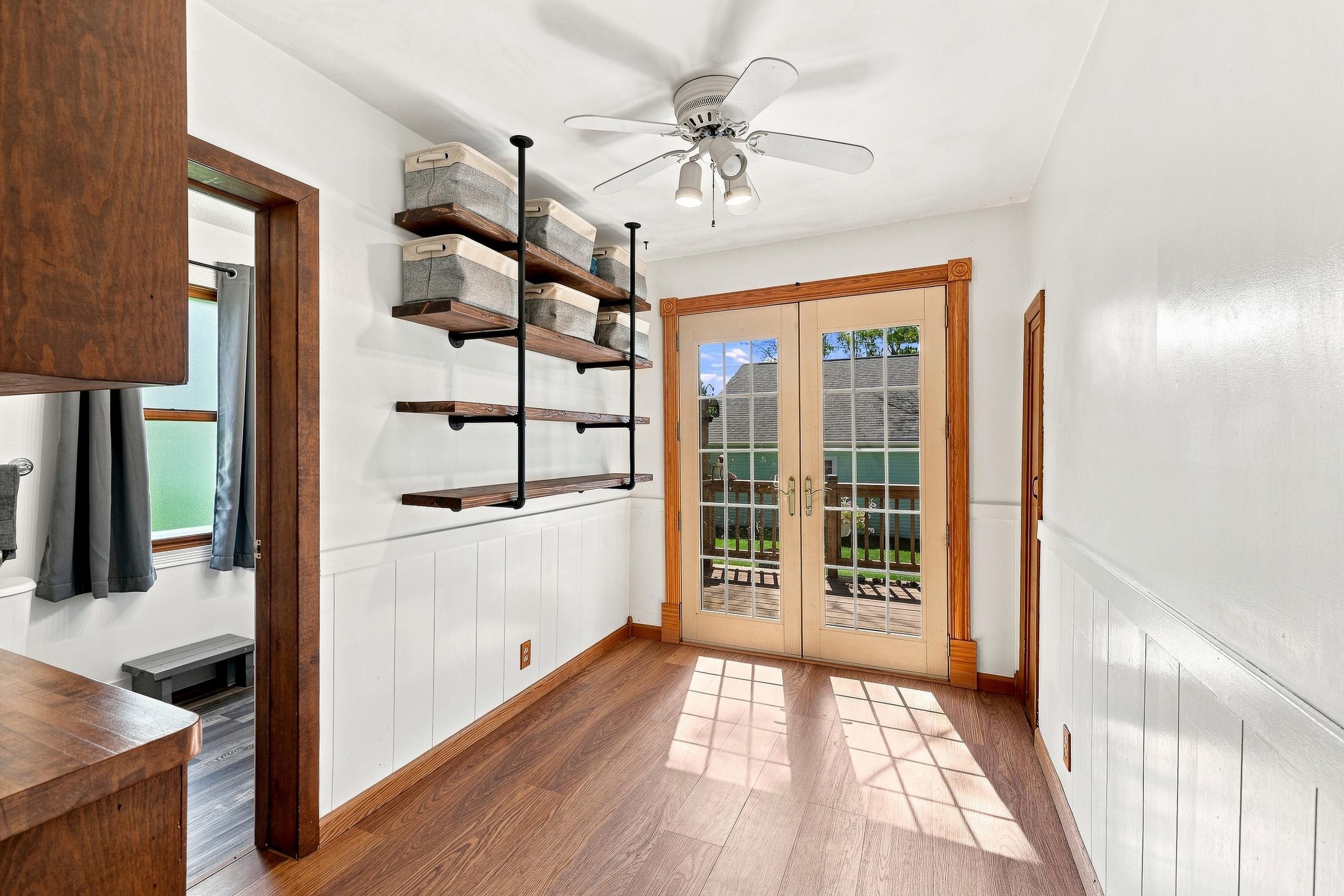 501 WASHINGTON AVENUE, Stevens Point, Wisconsin 54481, 3 Bedrooms Bedrooms, ,2 BathroomsBathrooms,Residential,For Sale,501 WASHINGTON AVENUE,22604263