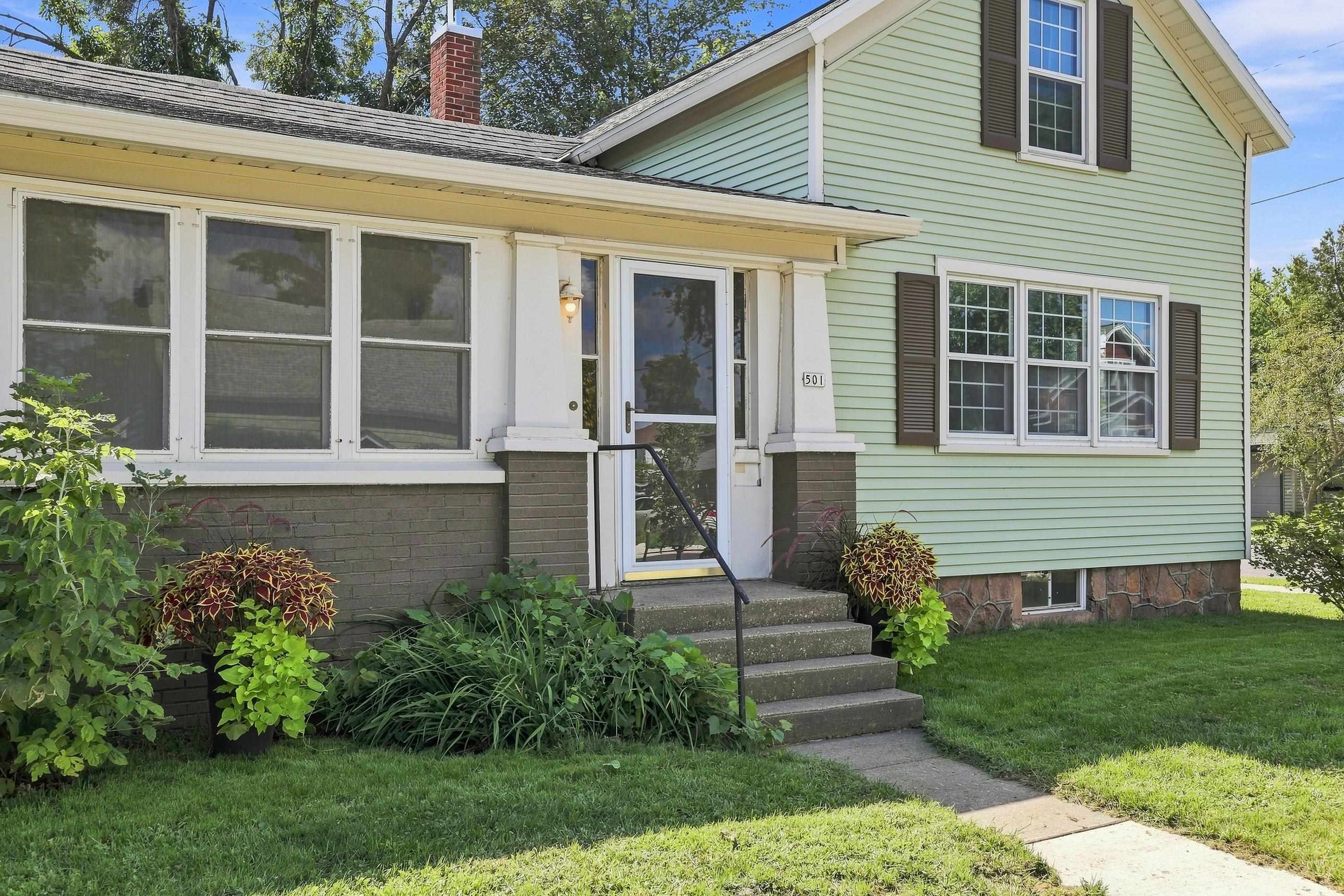 501 WASHINGTON AVENUE, Stevens Point, Wisconsin 54481, 3 Bedrooms Bedrooms, ,2 BathroomsBathrooms,Residential,For Sale,501 WASHINGTON AVENUE,22604263