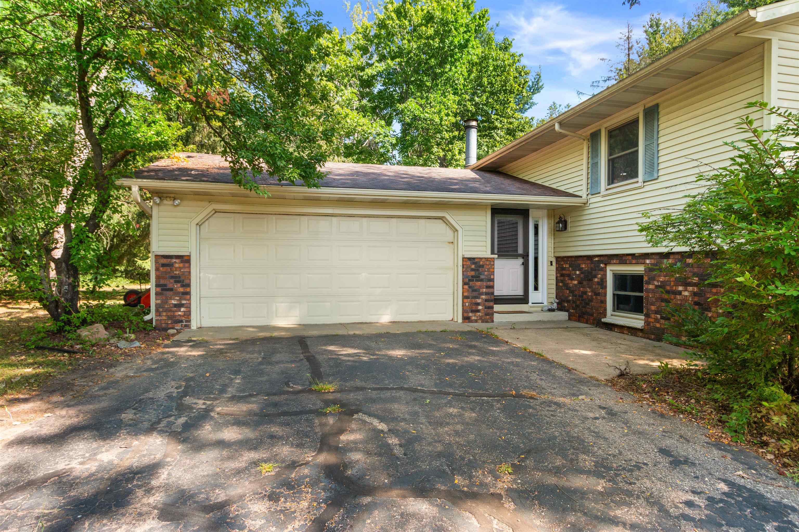 3182 SWANSON ROAD, Wisconsin Rapids, Wisconsin 54495, 2 Bedrooms Bedrooms, ,1 BathroomBathrooms,Residential,For Sale,3182 SWANSON ROAD,22604267