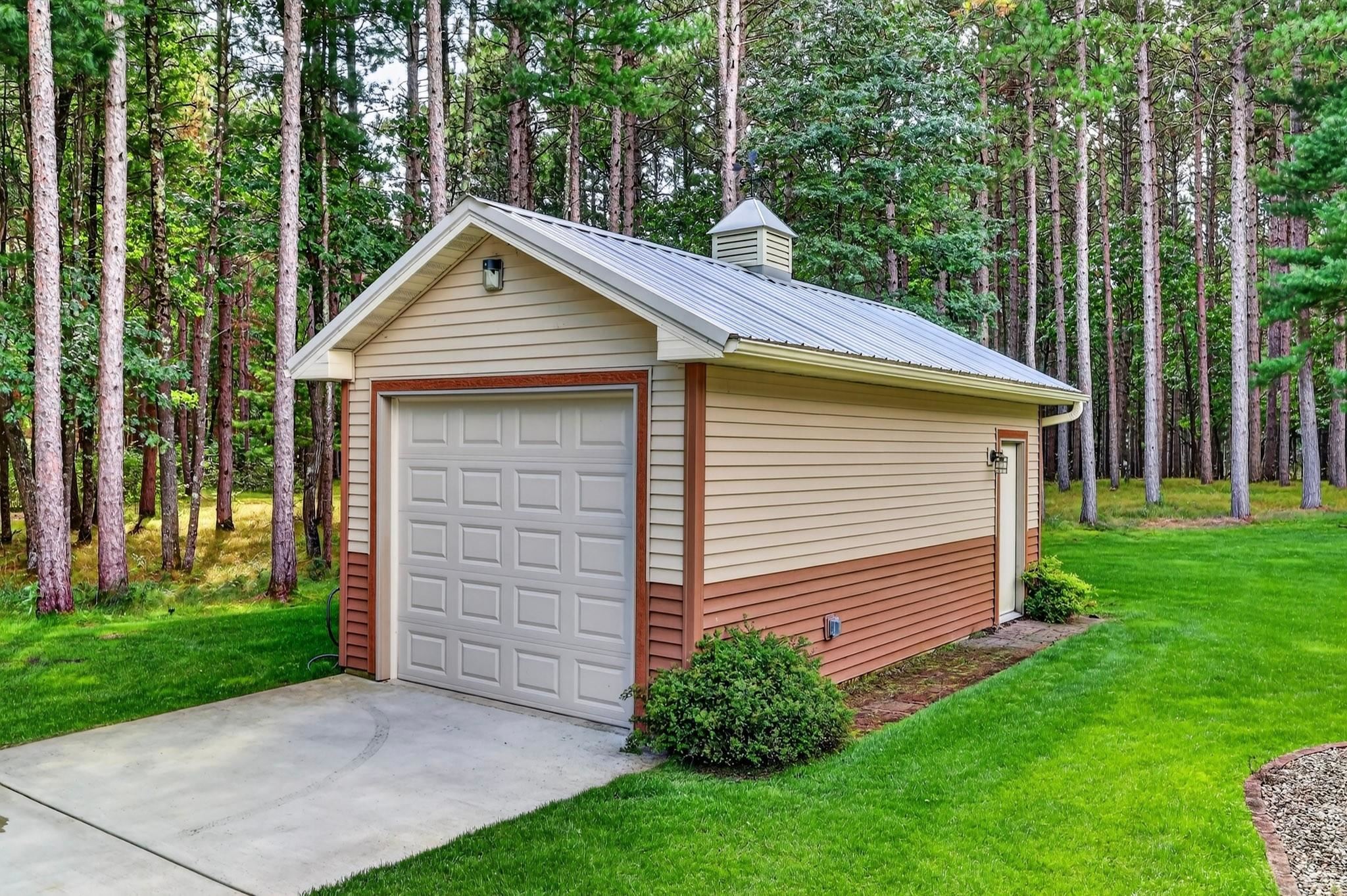 237 9TH AVENUE, Nekoosa, Wisconsin 54457, 3 Bedrooms Bedrooms, ,2 BathroomsBathrooms,Residential,For Sale,237 9TH AVENUE,22604271