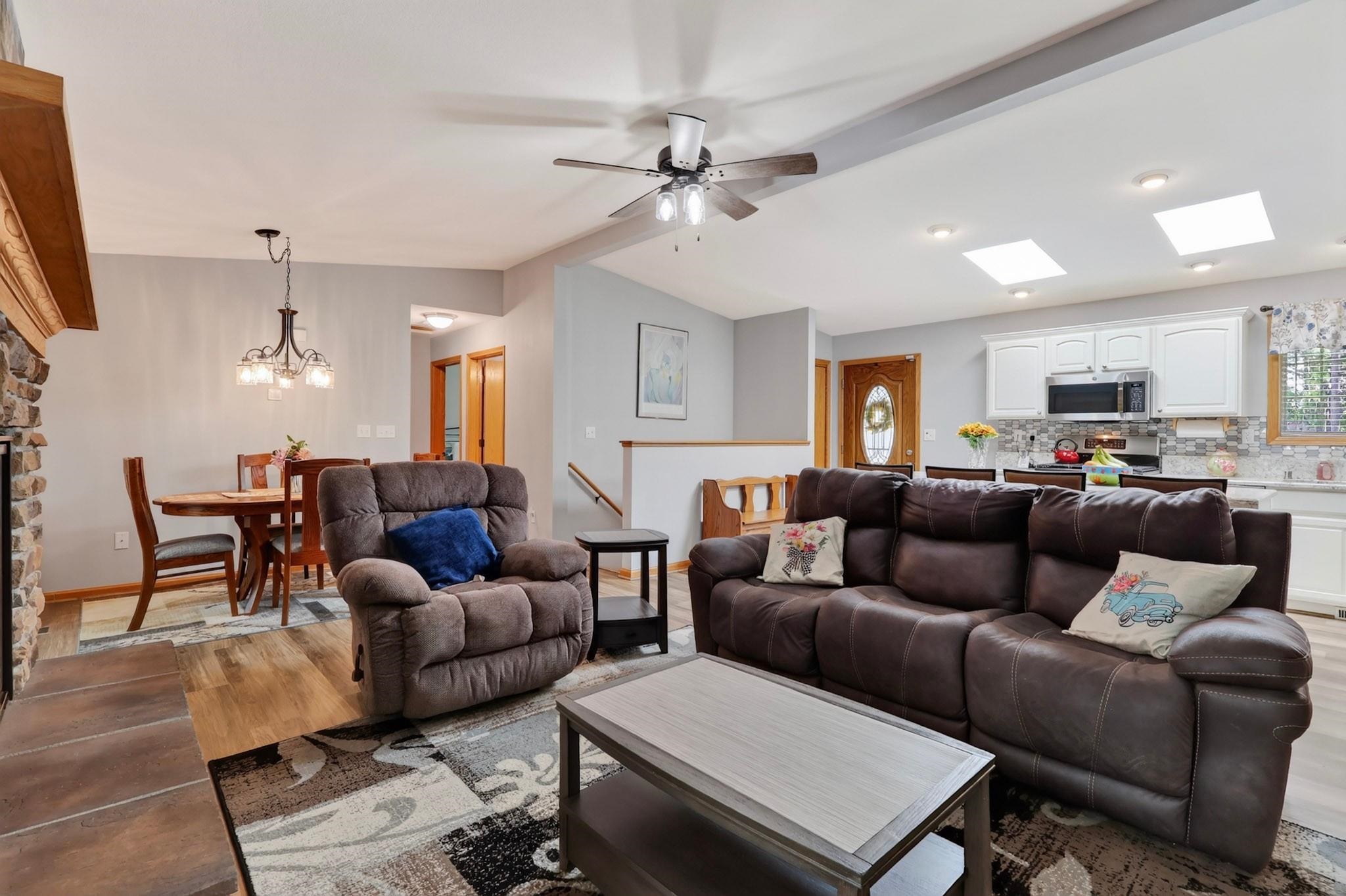 237 9TH AVENUE, Nekoosa, Wisconsin 54457, 3 Bedrooms Bedrooms, ,2 BathroomsBathrooms,Residential,For Sale,237 9TH AVENUE,22604271