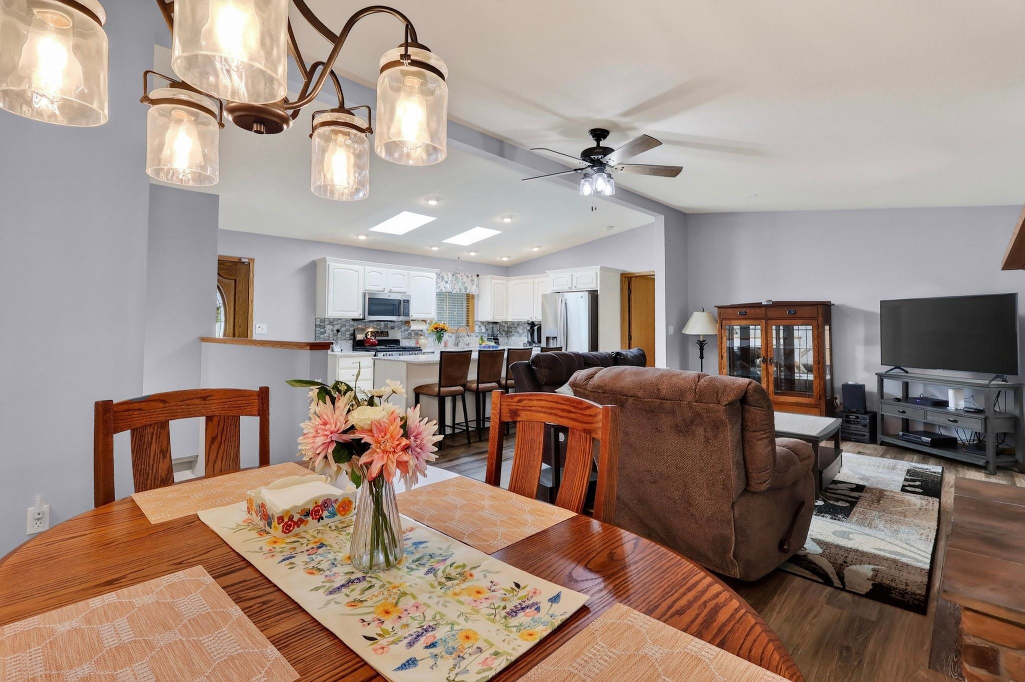 237 9TH AVENUE, Nekoosa, Wisconsin 54457, 3 Bedrooms Bedrooms, ,2 BathroomsBathrooms,Residential,For Sale,237 9TH AVENUE,22604271