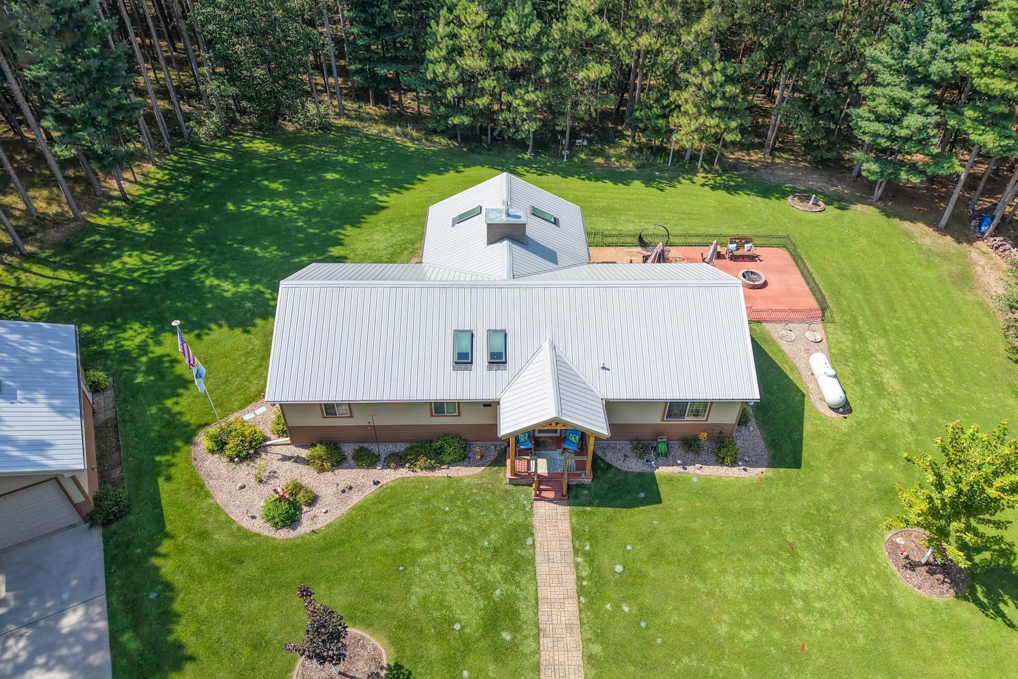 237 9TH AVENUE, Nekoosa, Wisconsin 54457, 3 Bedrooms Bedrooms, ,2 BathroomsBathrooms,Residential,For Sale,237 9TH AVENUE,22604271