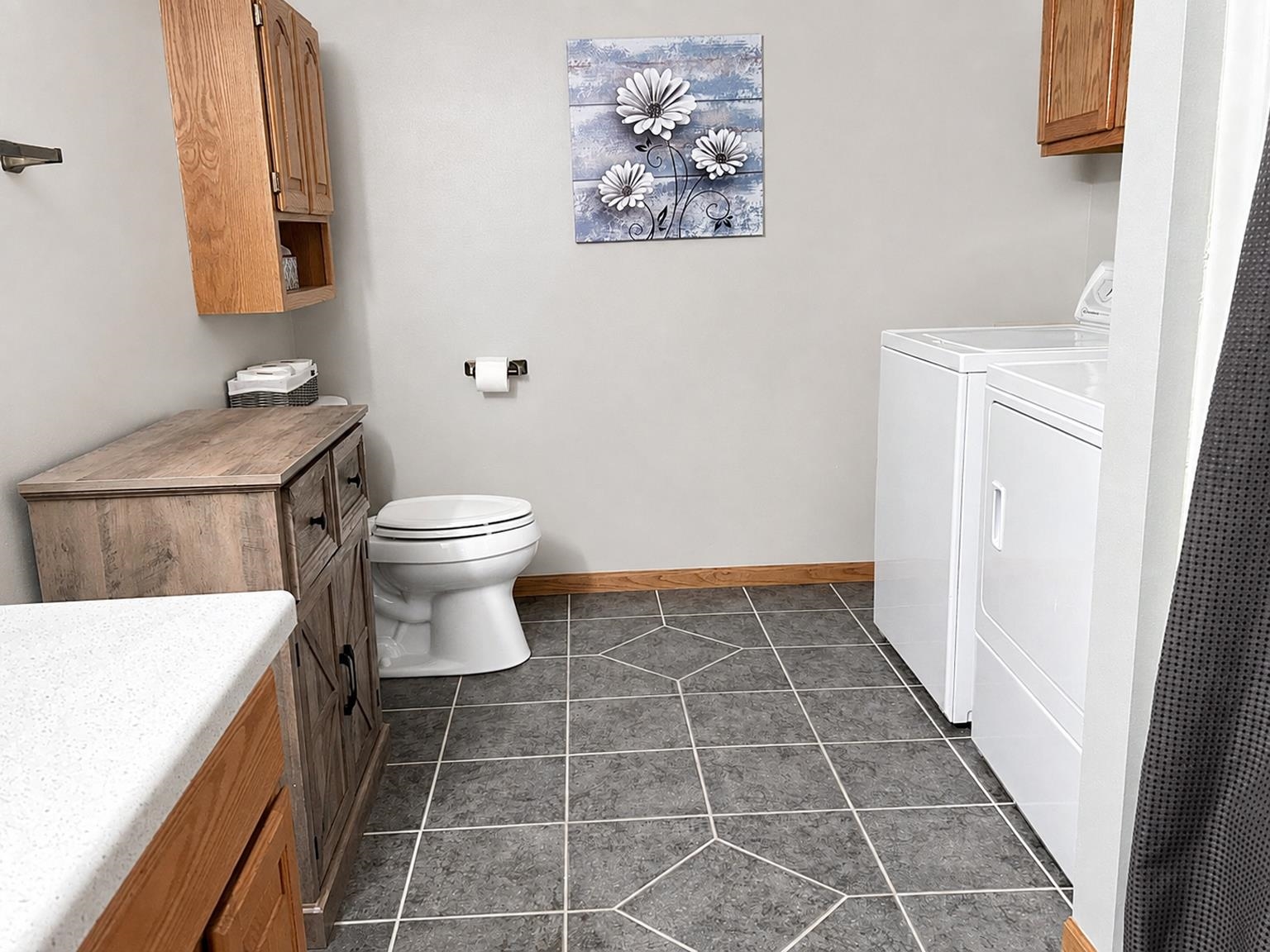 600 W 11TH STREET, Marshfield, Wisconsin 54449, 3 Bedrooms Bedrooms, ,2 BathroomsBathrooms,Residential,For Sale,600 W 11TH STREET,22604272