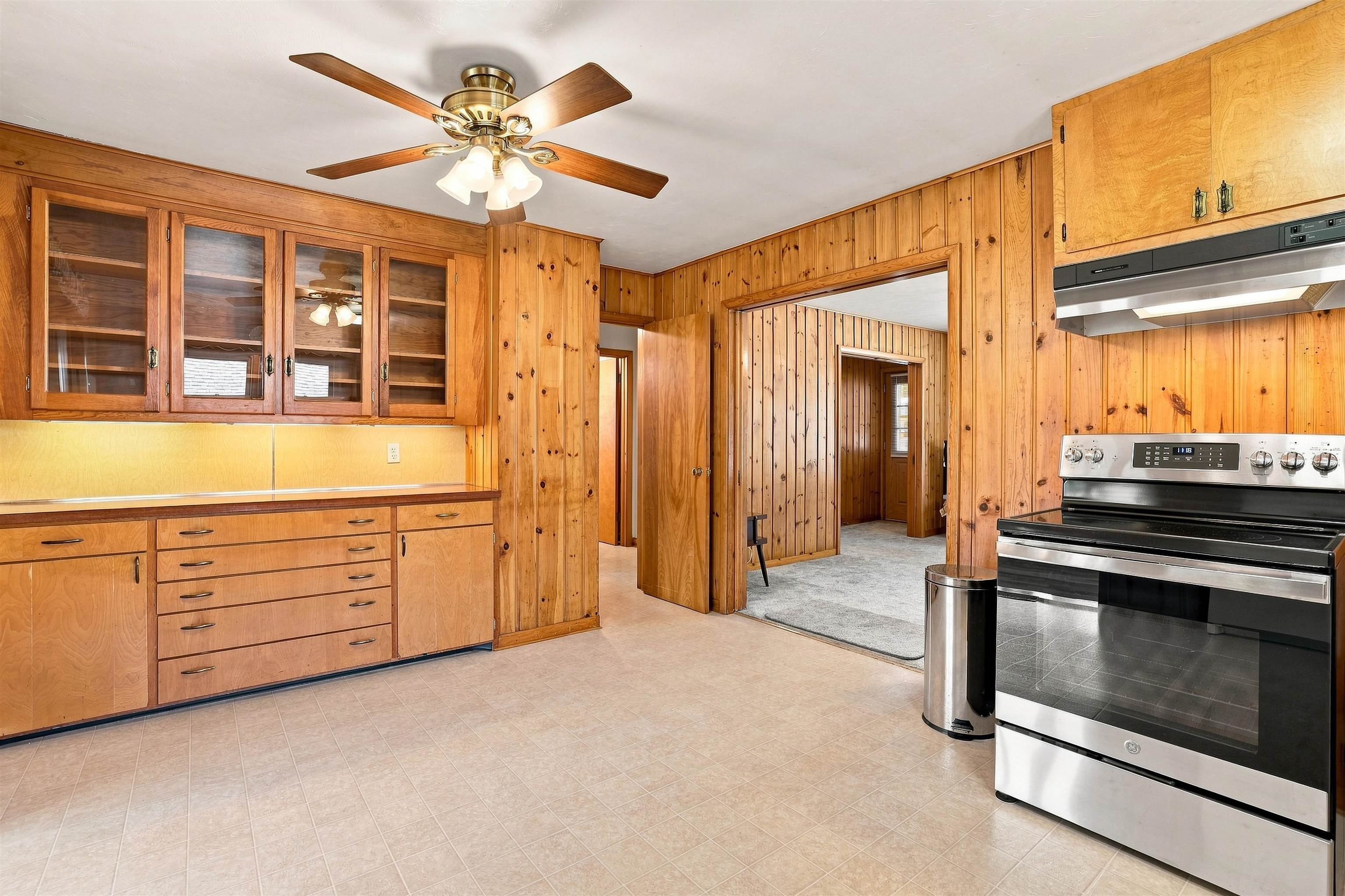 330 19TH STREET N, Wisconsin Rapids, Wisconsin 54494, 2 Bedrooms Bedrooms, ,1 BathroomBathrooms,Residential,For Sale,330 19TH STREET N,22604273