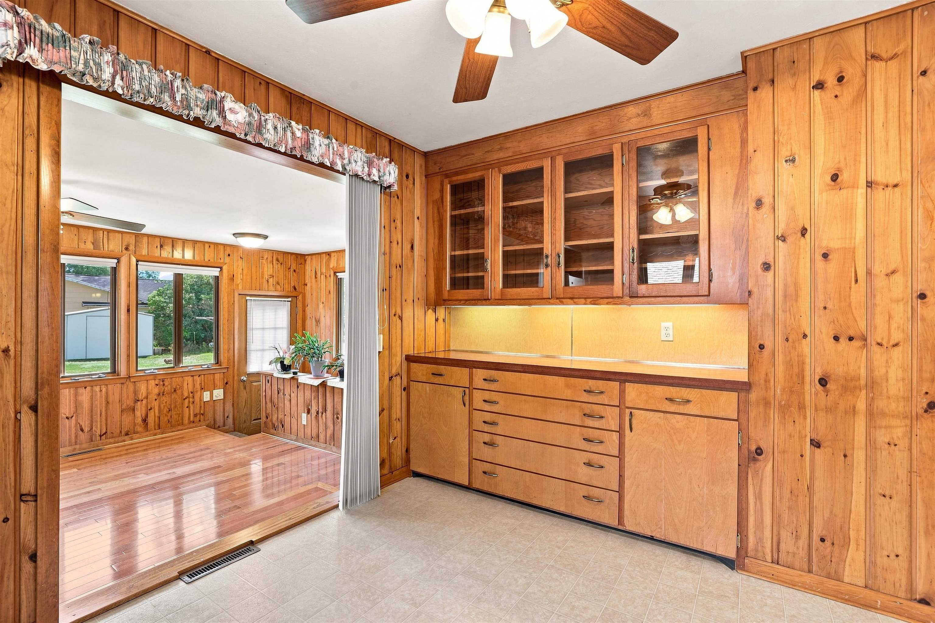 330 19TH STREET N, Wisconsin Rapids, Wisconsin 54494, 2 Bedrooms Bedrooms, ,1 BathroomBathrooms,Residential,For Sale,330 19TH STREET N,22604273