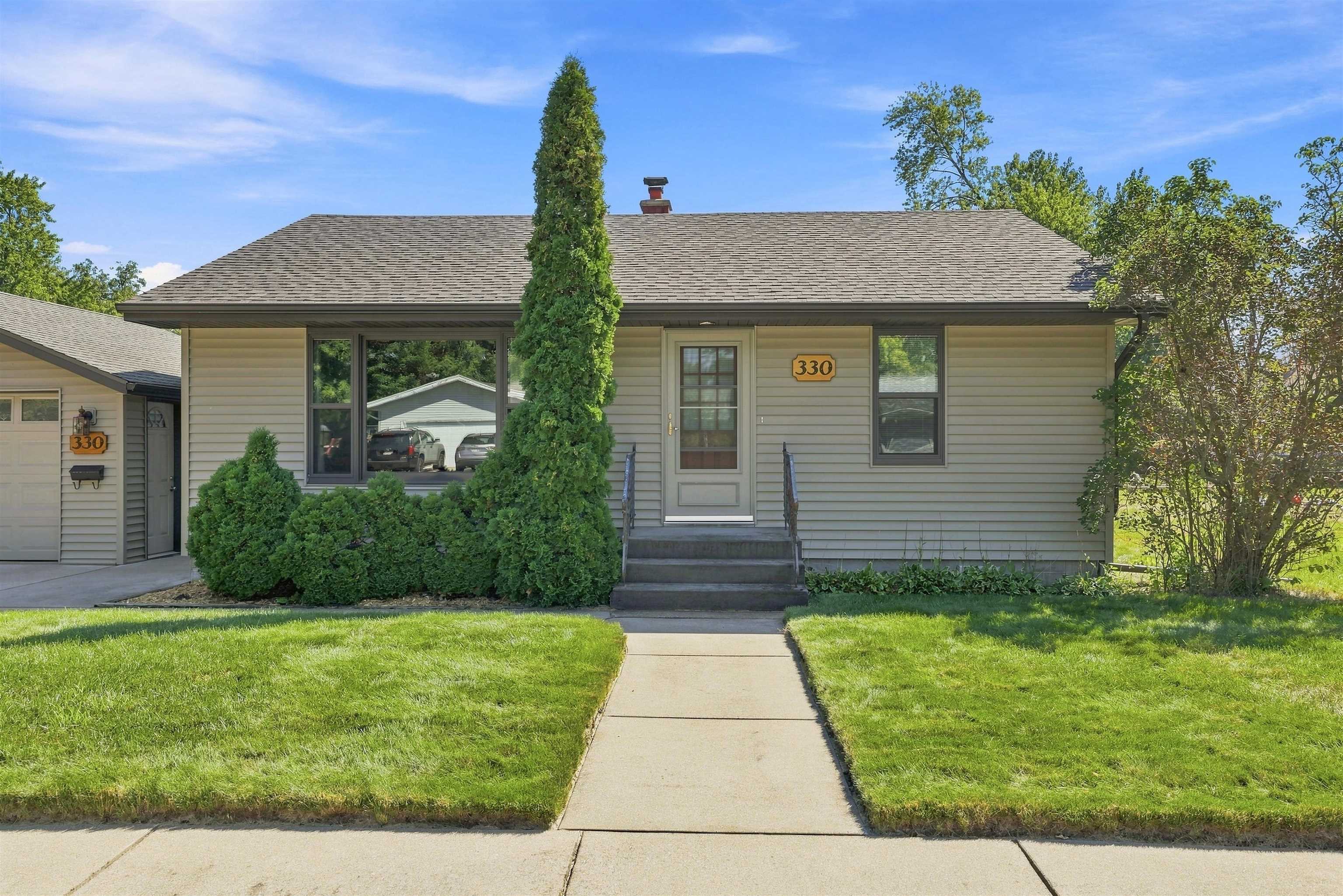 330 19TH STREET N, Wisconsin Rapids, Wisconsin 54494, 2 Bedrooms Bedrooms, ,1 BathroomBathrooms,Residential,For Sale,330 19TH STREET N,22604273