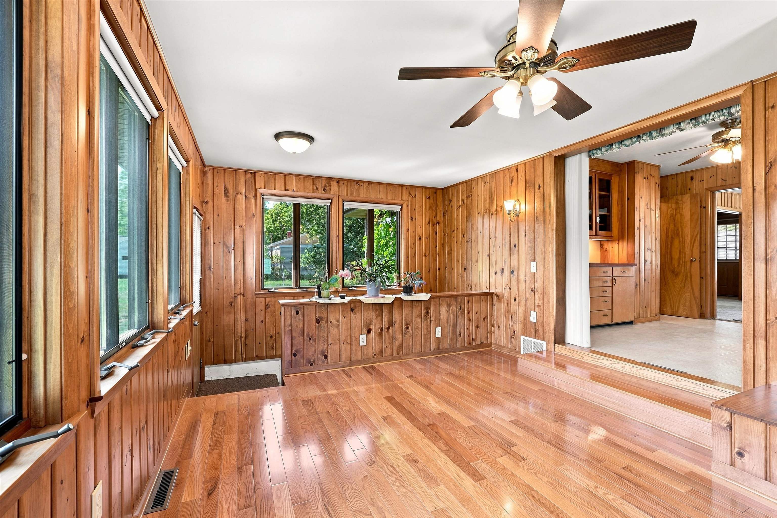 330 19TH STREET N, Wisconsin Rapids, Wisconsin 54494, 2 Bedrooms Bedrooms, ,1 BathroomBathrooms,Residential,For Sale,330 19TH STREET N,22604273