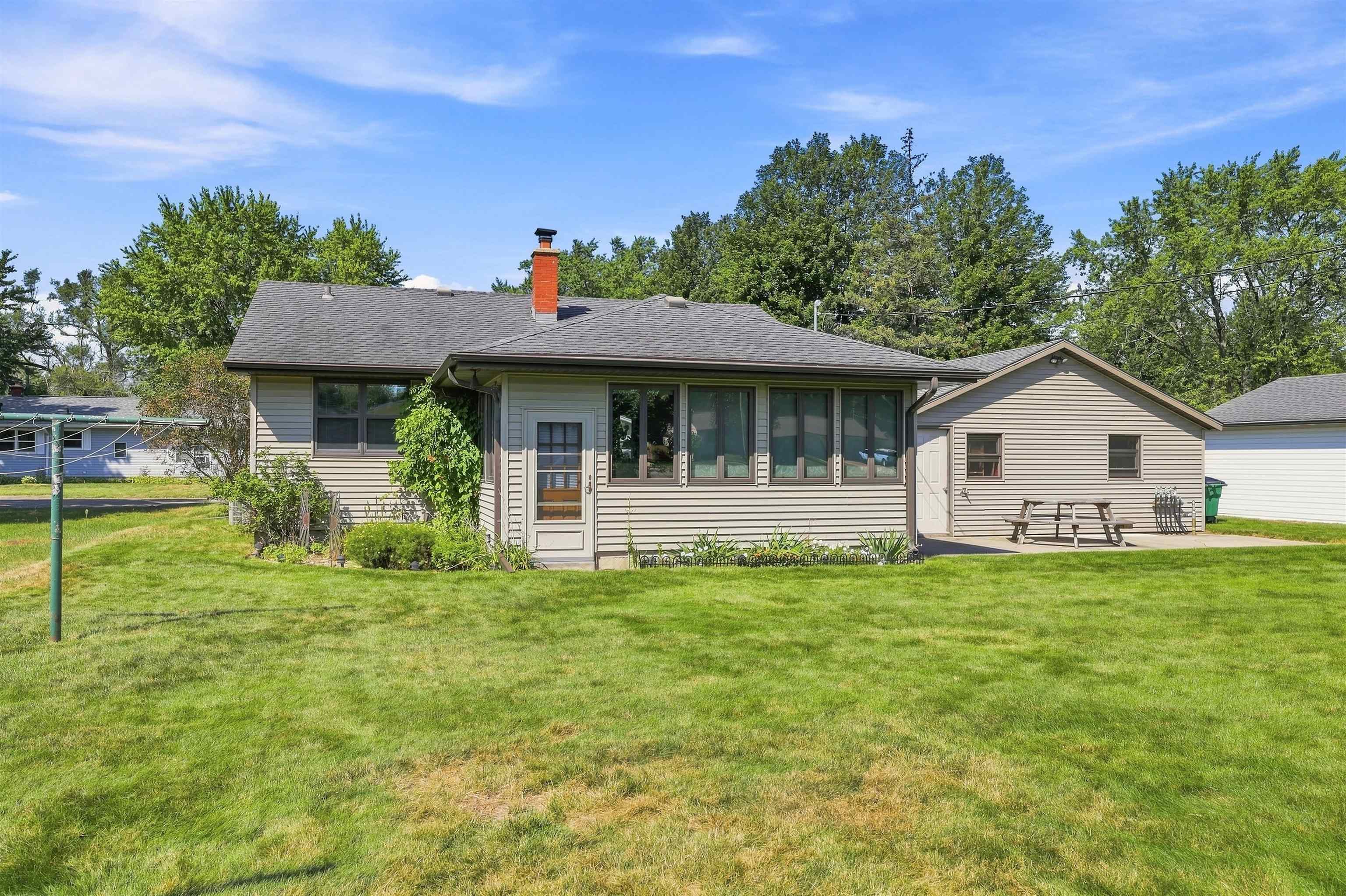 330 19TH STREET N, Wisconsin Rapids, Wisconsin 54494, 2 Bedrooms Bedrooms, ,1 BathroomBathrooms,Residential,For Sale,330 19TH STREET N,22604273