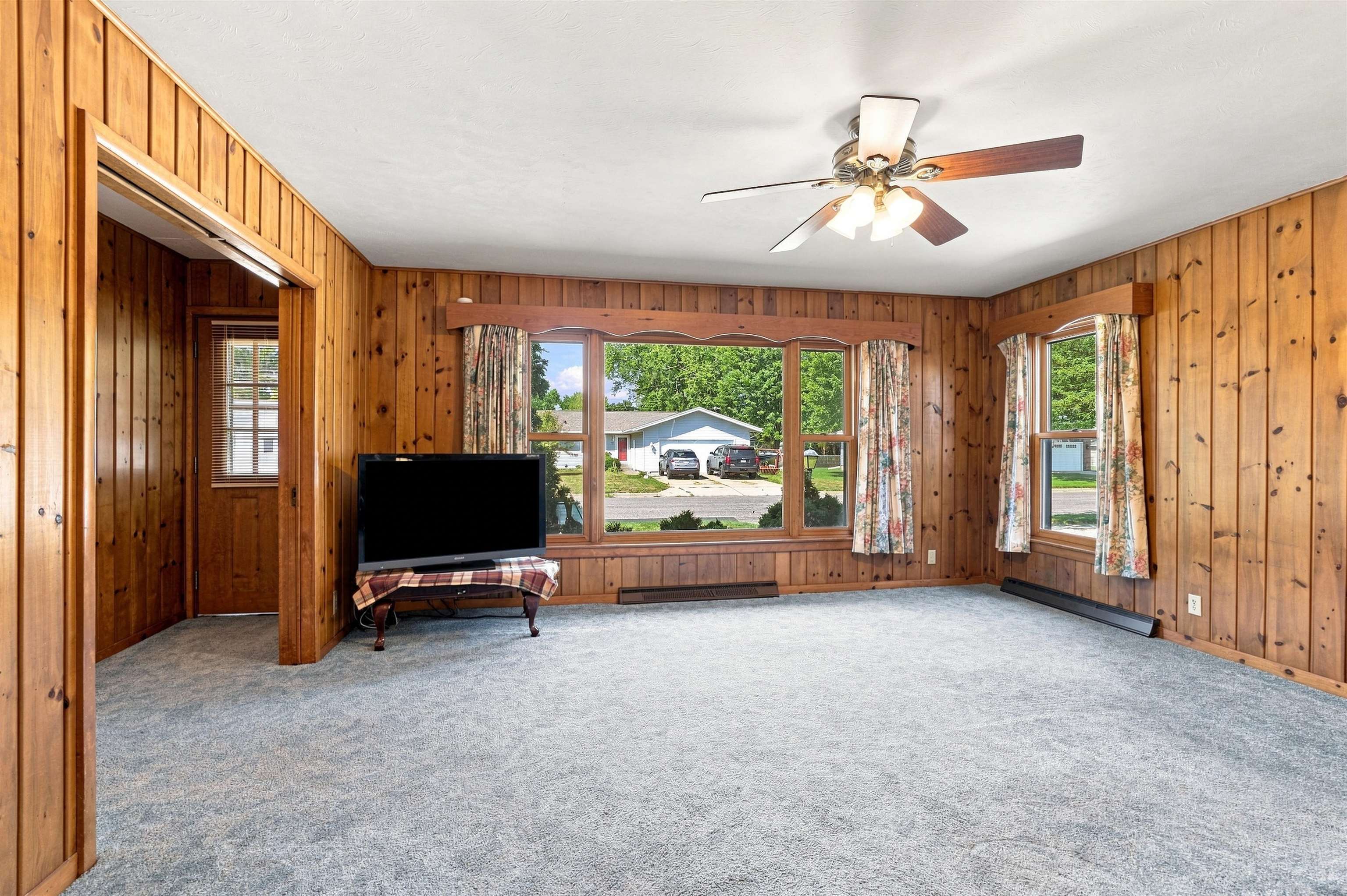 330 19TH STREET N, Wisconsin Rapids, Wisconsin 54494, 2 Bedrooms Bedrooms, ,1 BathroomBathrooms,Residential,For Sale,330 19TH STREET N,22604273