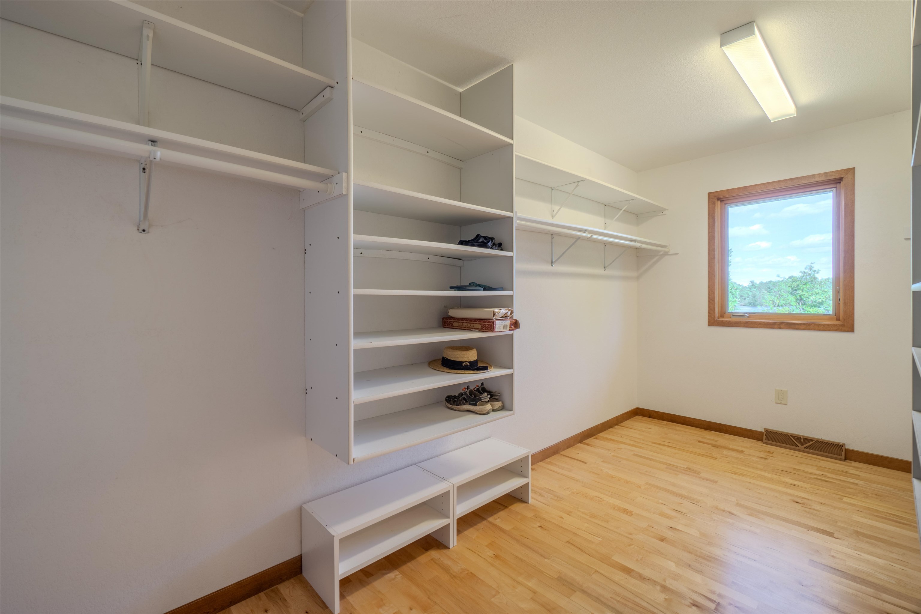 223815 E LAKESHORE DRIVE, Wausau, Wisconsin 54401, 3 Bedrooms Bedrooms, ,3 BathroomsBathrooms,Residential,For Sale,223815 E LAKESHORE DRIVE,22604274