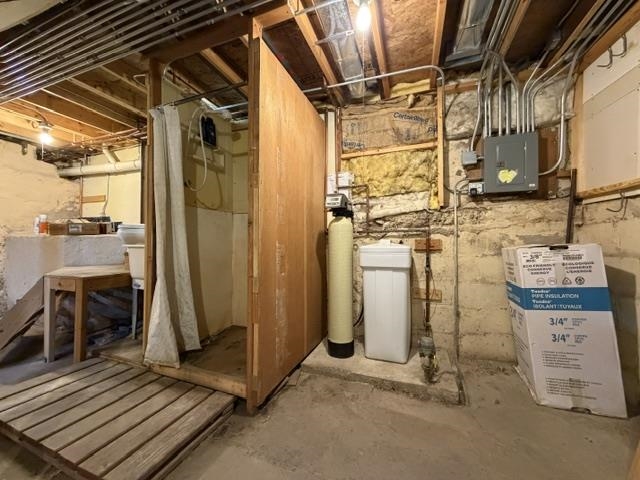 712 CORNELIA STREET, JANESVILLE, Wisconsin 53545, 1 Bedroom Bedrooms, ,1 BathroomBathrooms,Residential,For Sale,712 CORNELIA STREET,22604275