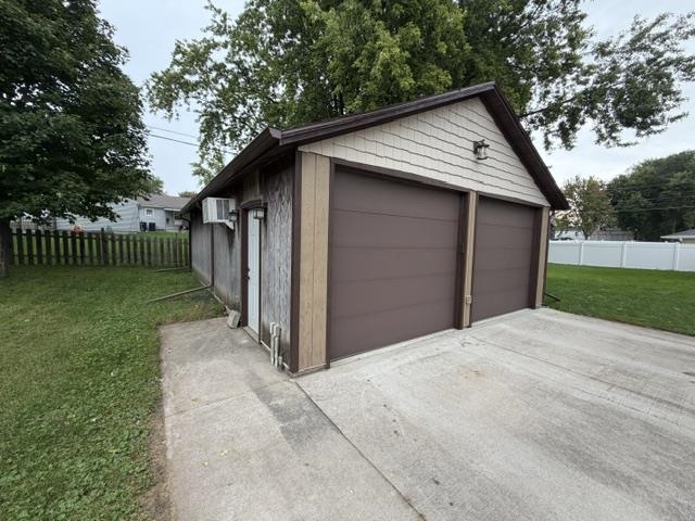 712 CORNELIA STREET, JANESVILLE, Wisconsin 53545, 1 Bedroom Bedrooms, ,1 BathroomBathrooms,Residential,For Sale,712 CORNELIA STREET,22604275