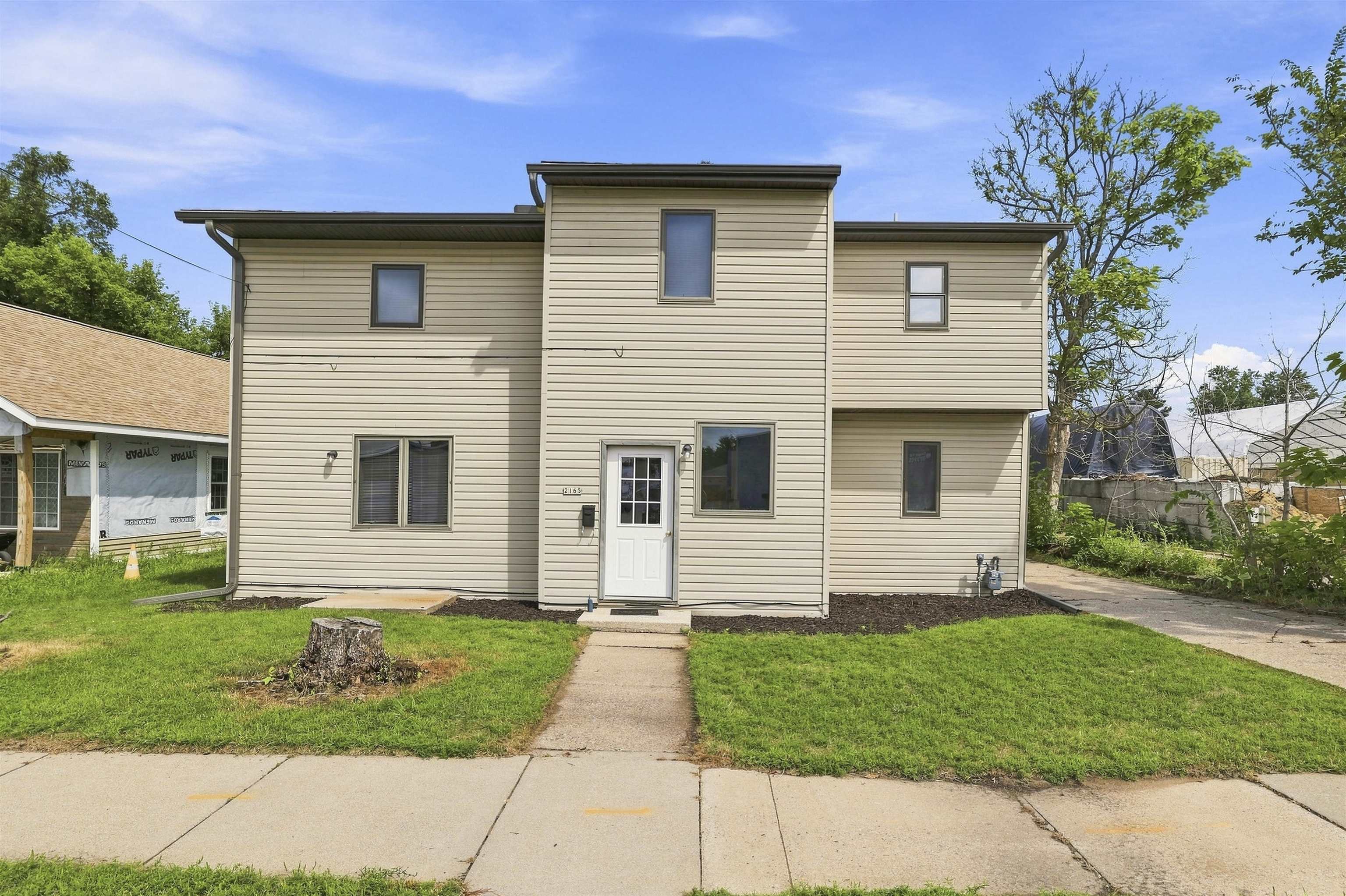 2165 PRAIRIE STREET, Stevens Point, Wisconsin 54481, 6 Bedrooms Bedrooms, ,2 BathroomsBathrooms,Residential,For Sale,2165 PRAIRIE STREET,22604279