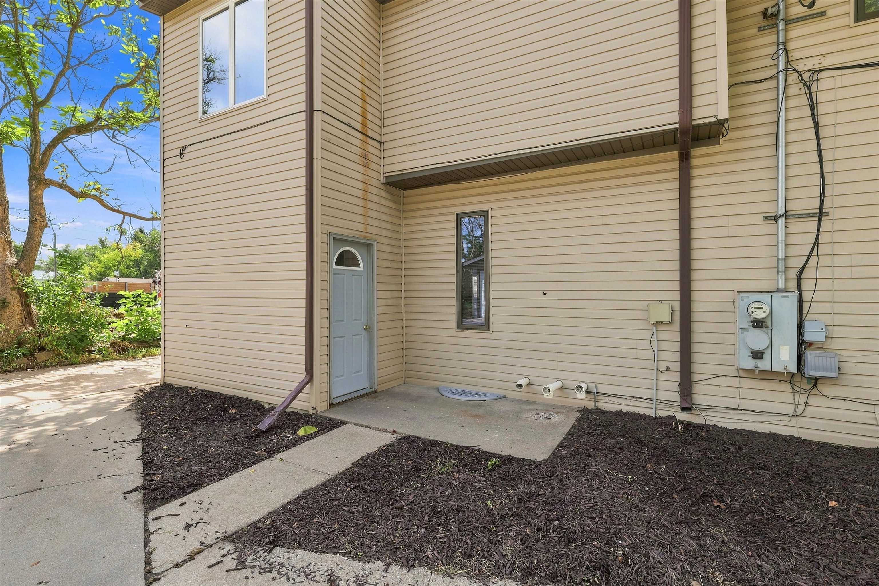 2165 PRAIRIE STREET, Stevens Point, Wisconsin 54481, 6 Bedrooms Bedrooms, ,2 BathroomsBathrooms,Residential,For Sale,2165 PRAIRIE STREET,22604279