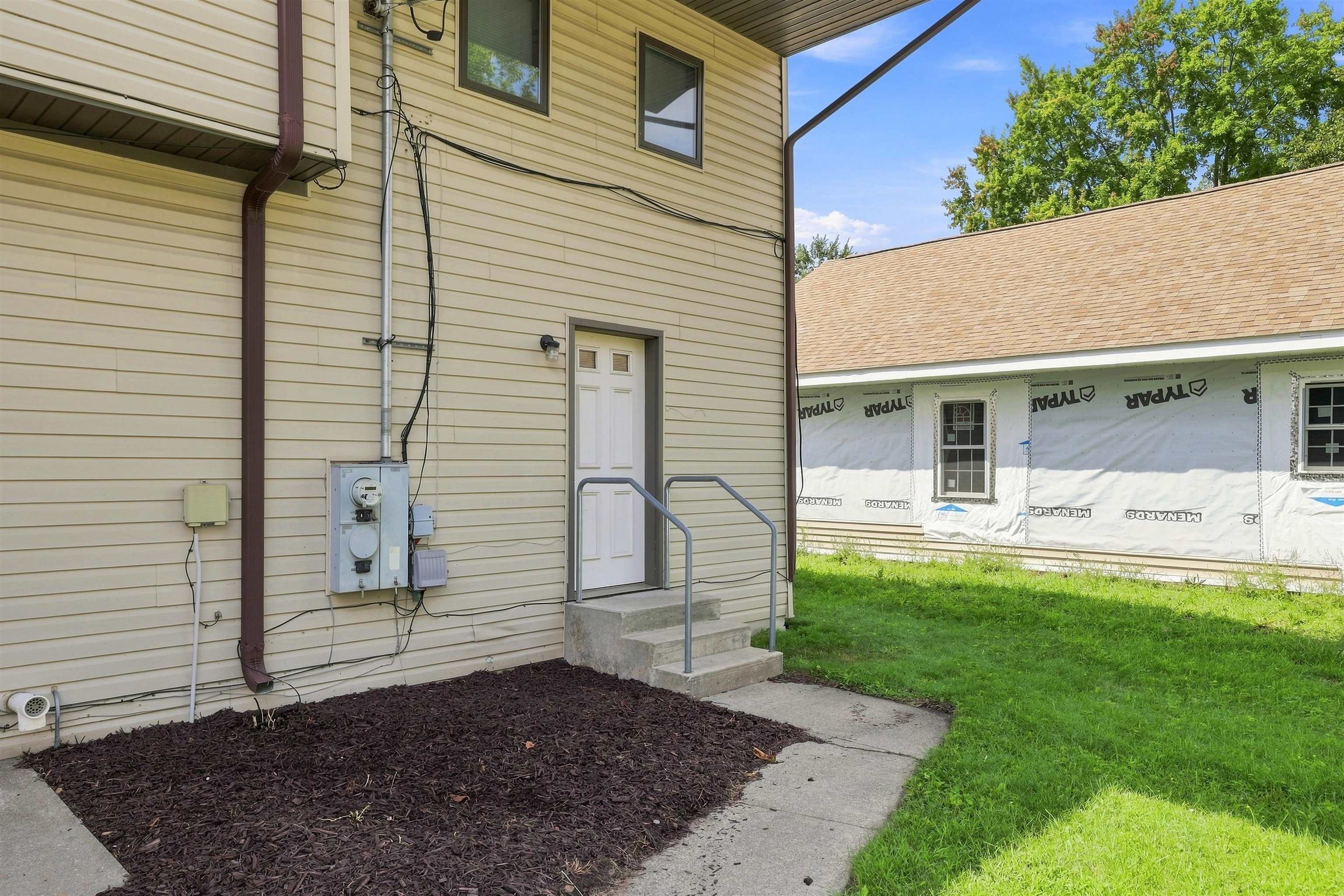2165 PRAIRIE STREET, Stevens Point, Wisconsin 54481, 6 Bedrooms Bedrooms, ,2 BathroomsBathrooms,Residential,For Sale,2165 PRAIRIE STREET,22604279
