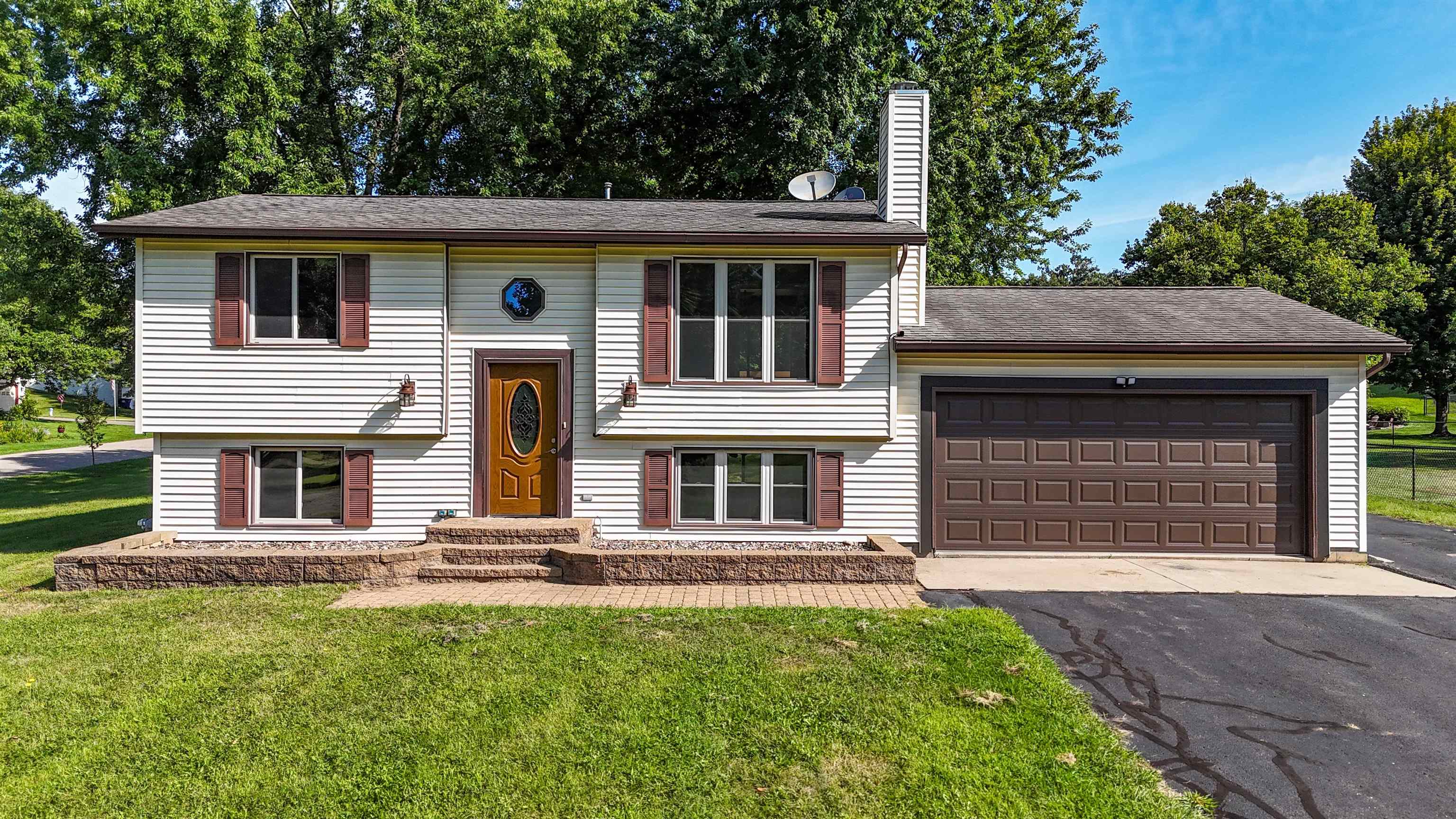 420 MCKINLEY STREET, Amherst, Wisconsin 54406, 4 Bedrooms Bedrooms, ,2 BathroomsBathrooms,Residential,For Sale,420 MCKINLEY STREET,22604280