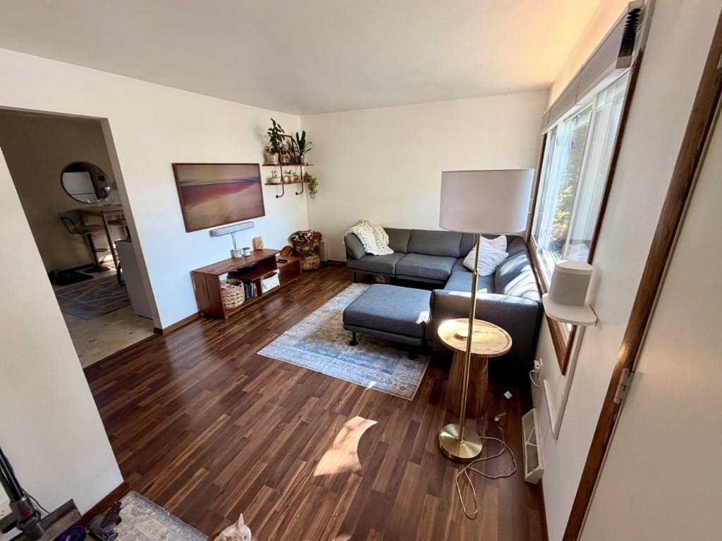216-218 WESTON AVENUE, Wausau, Wisconsin 54403, 2 Bedrooms Bedrooms, 6 Rooms Rooms,2 BathroomsBathrooms,Multi-family,For Sale,216-218 WESTON AVENUE,22604282